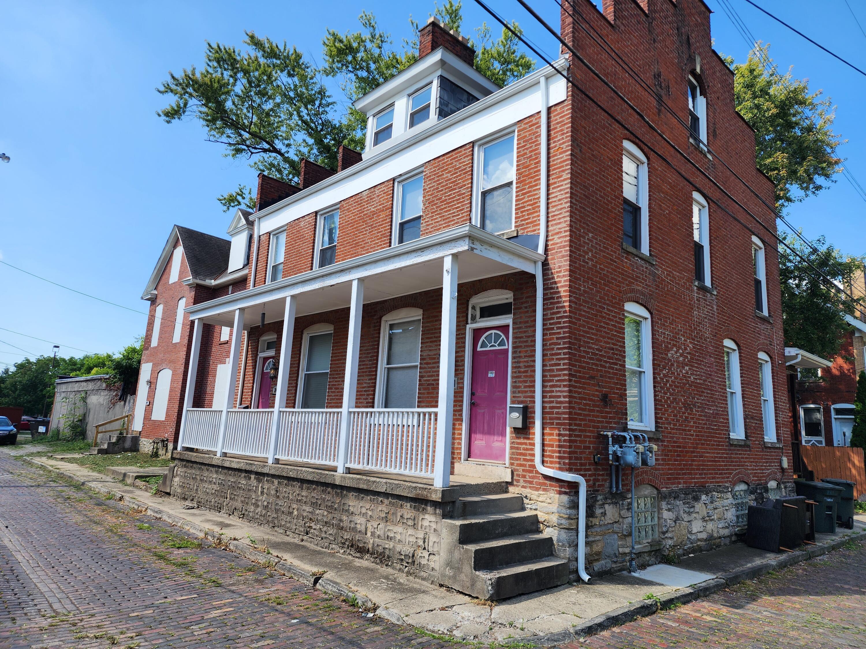 241 Benton Street Property Photo 1