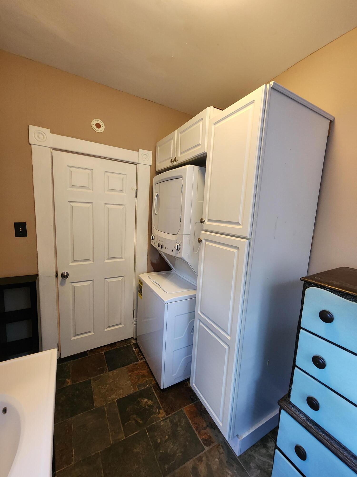 241 Benton Street Property Photo 5