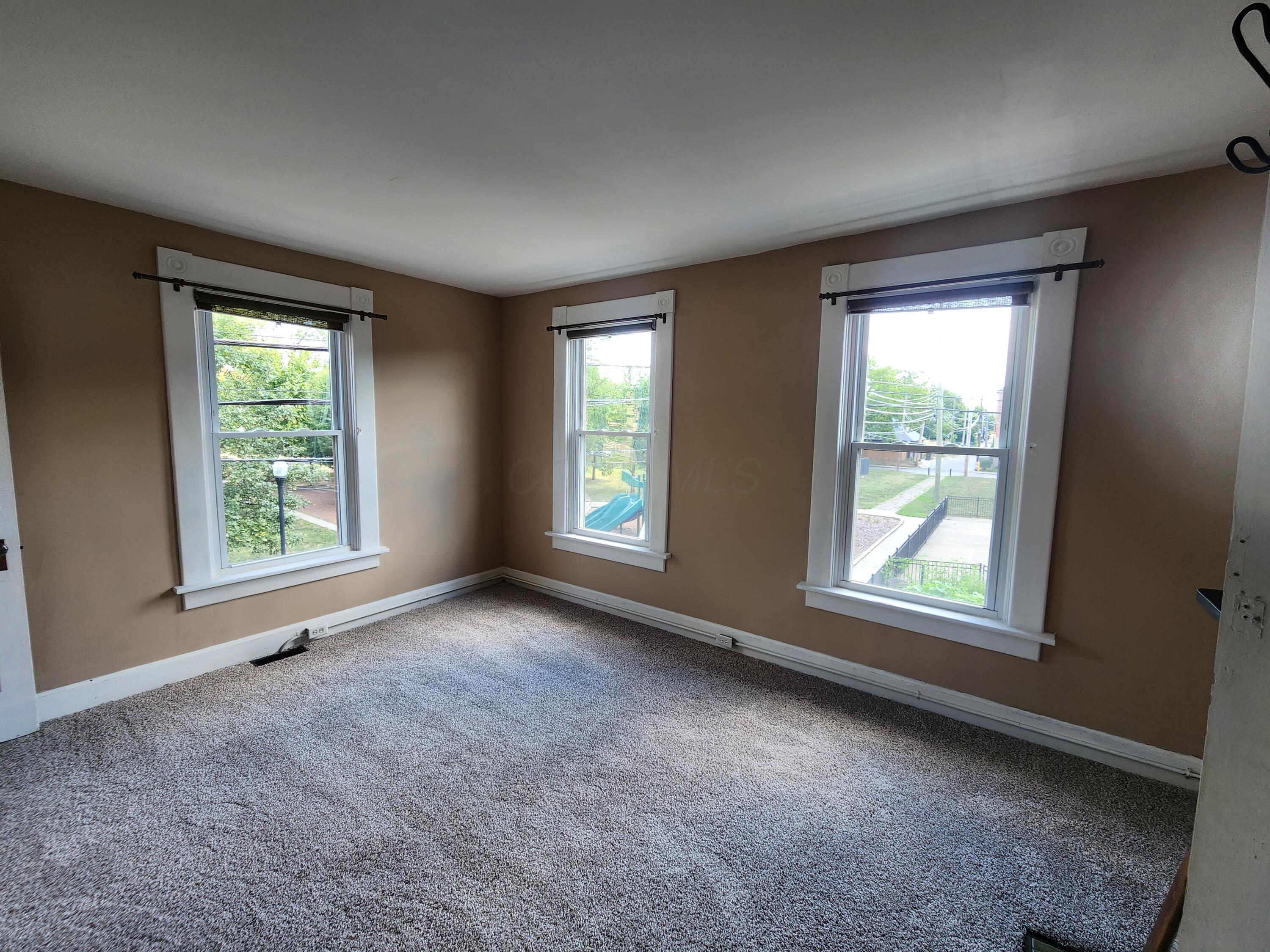 241 Benton Street Property Photo 8