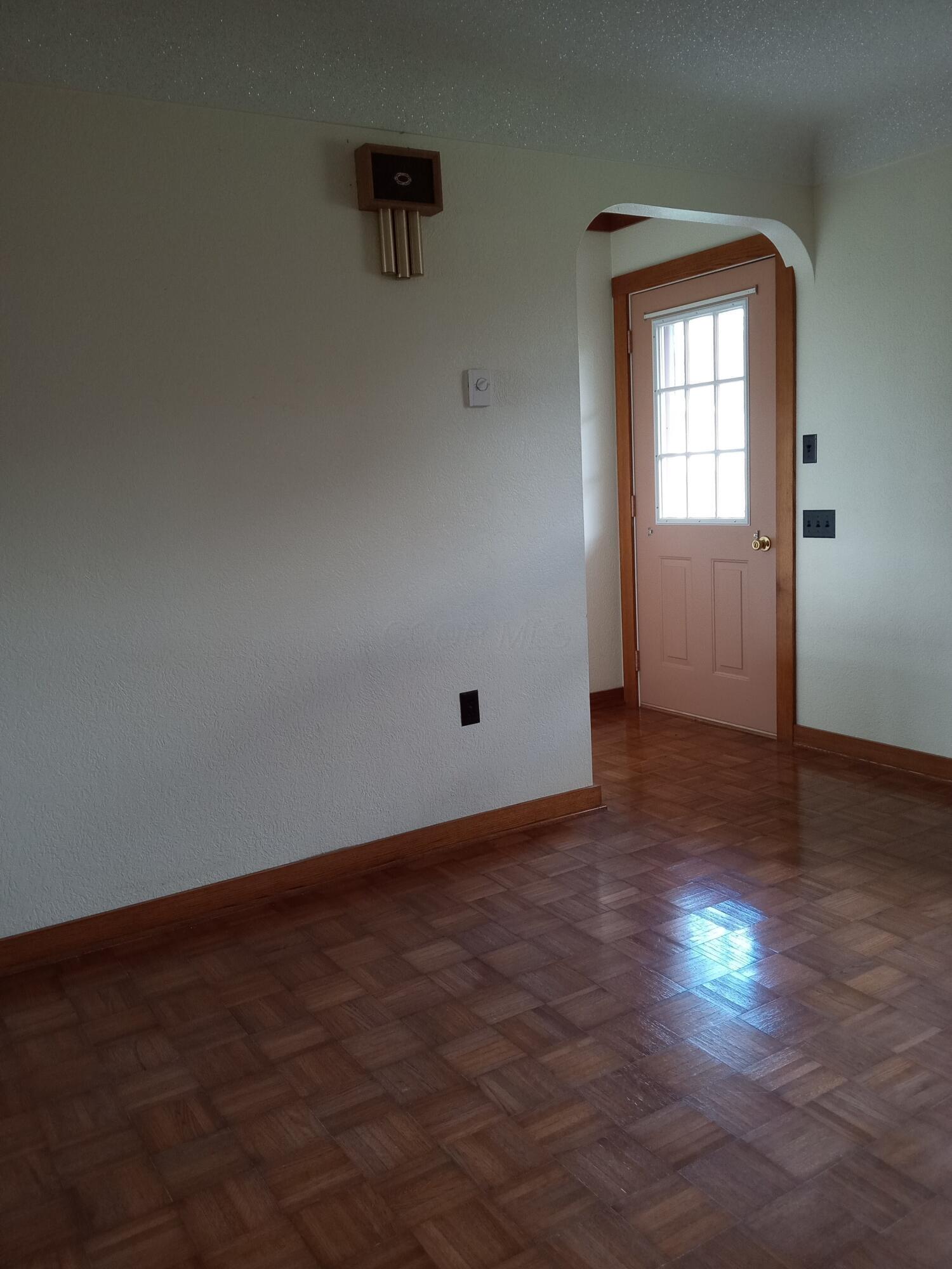 4385 Newton Road Property Photo 6