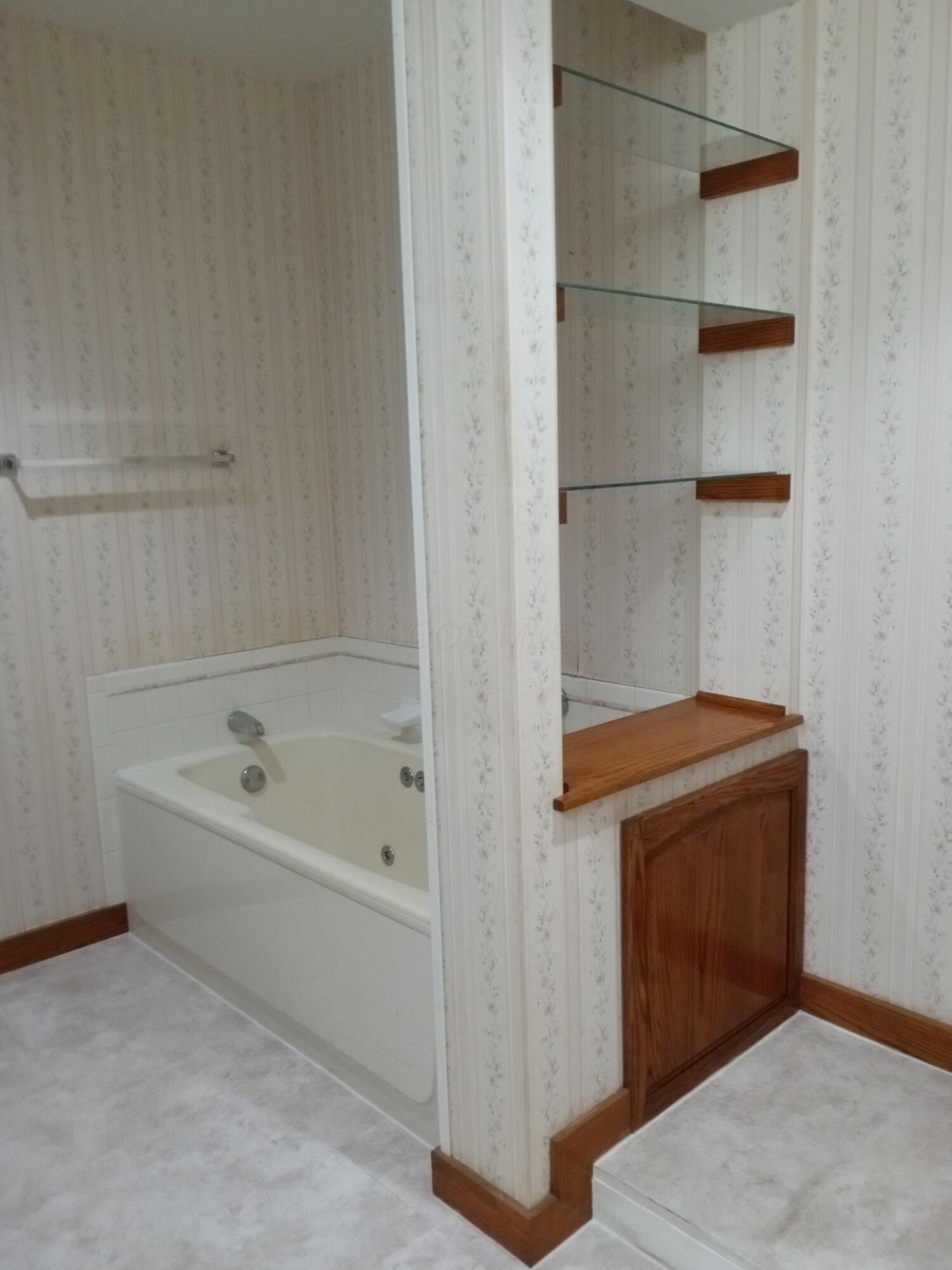 4385 Newton Road Property Photo 11