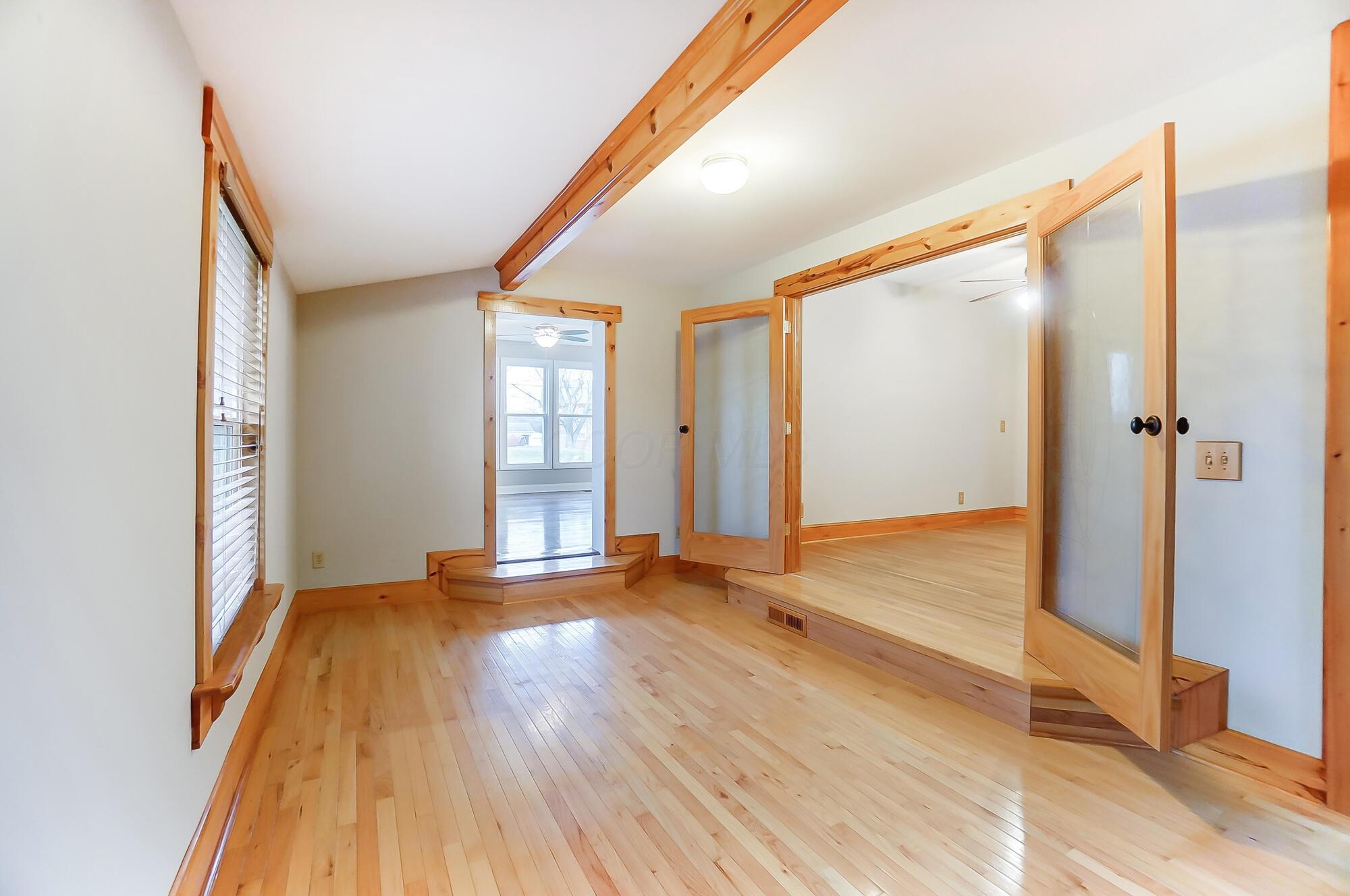 12915 E National Road Property Photo 9