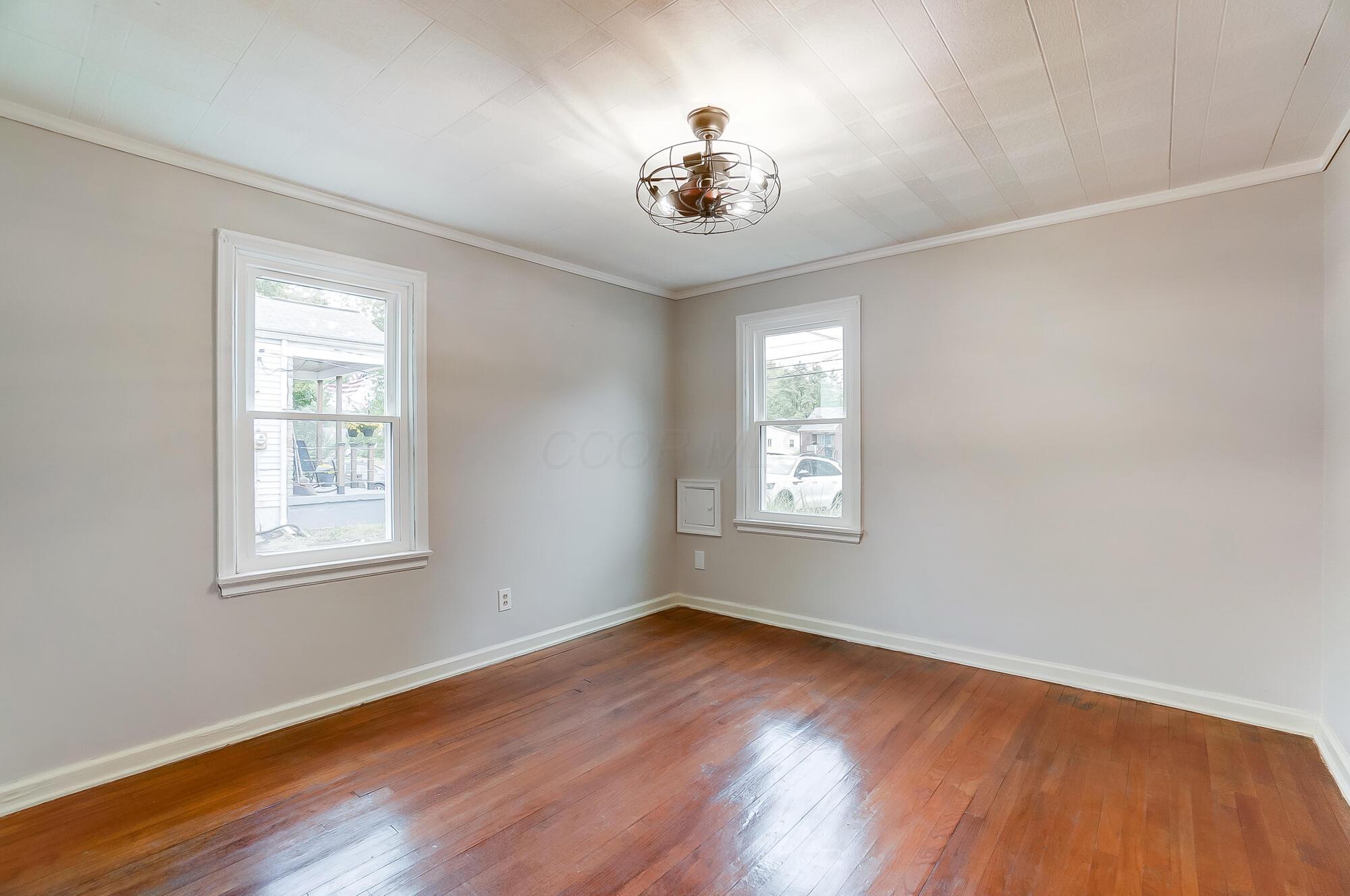 545 Robinwood Avenue Property Photo 21