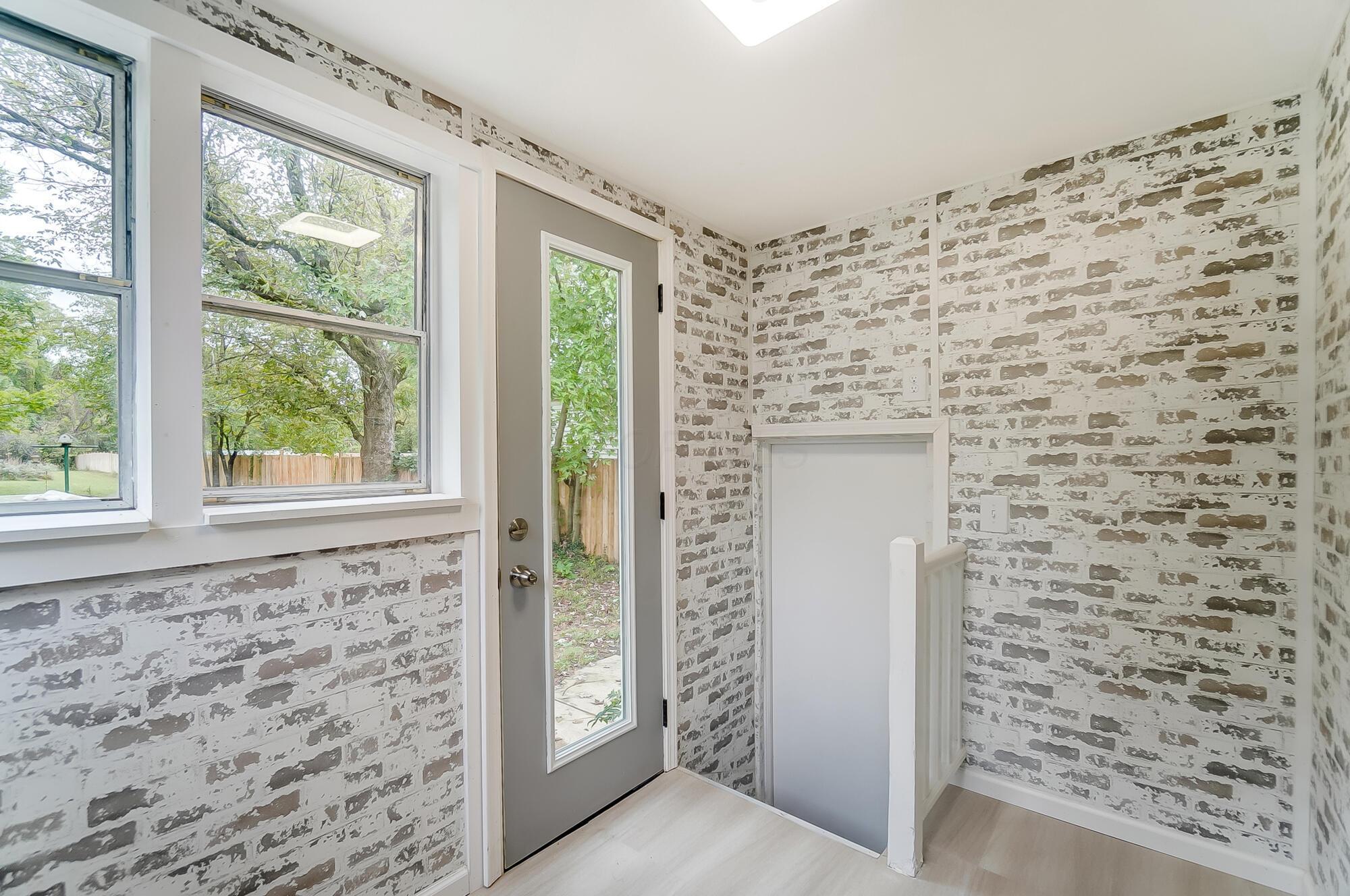 545 Robinwood Avenue Property Photo 30