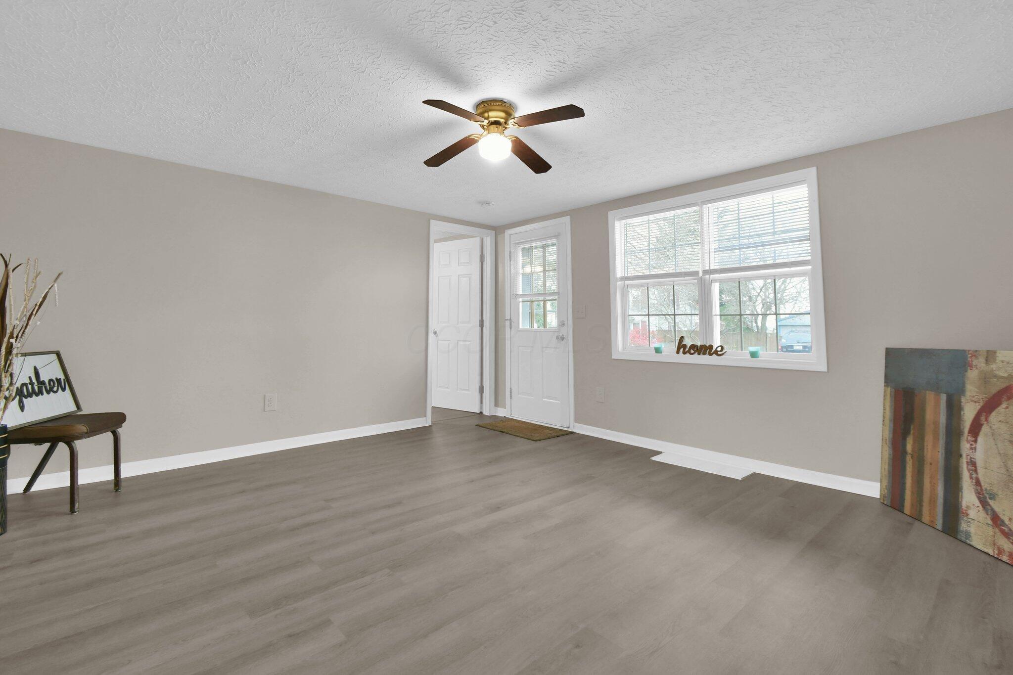 14946 Canal Street Property Photo 6