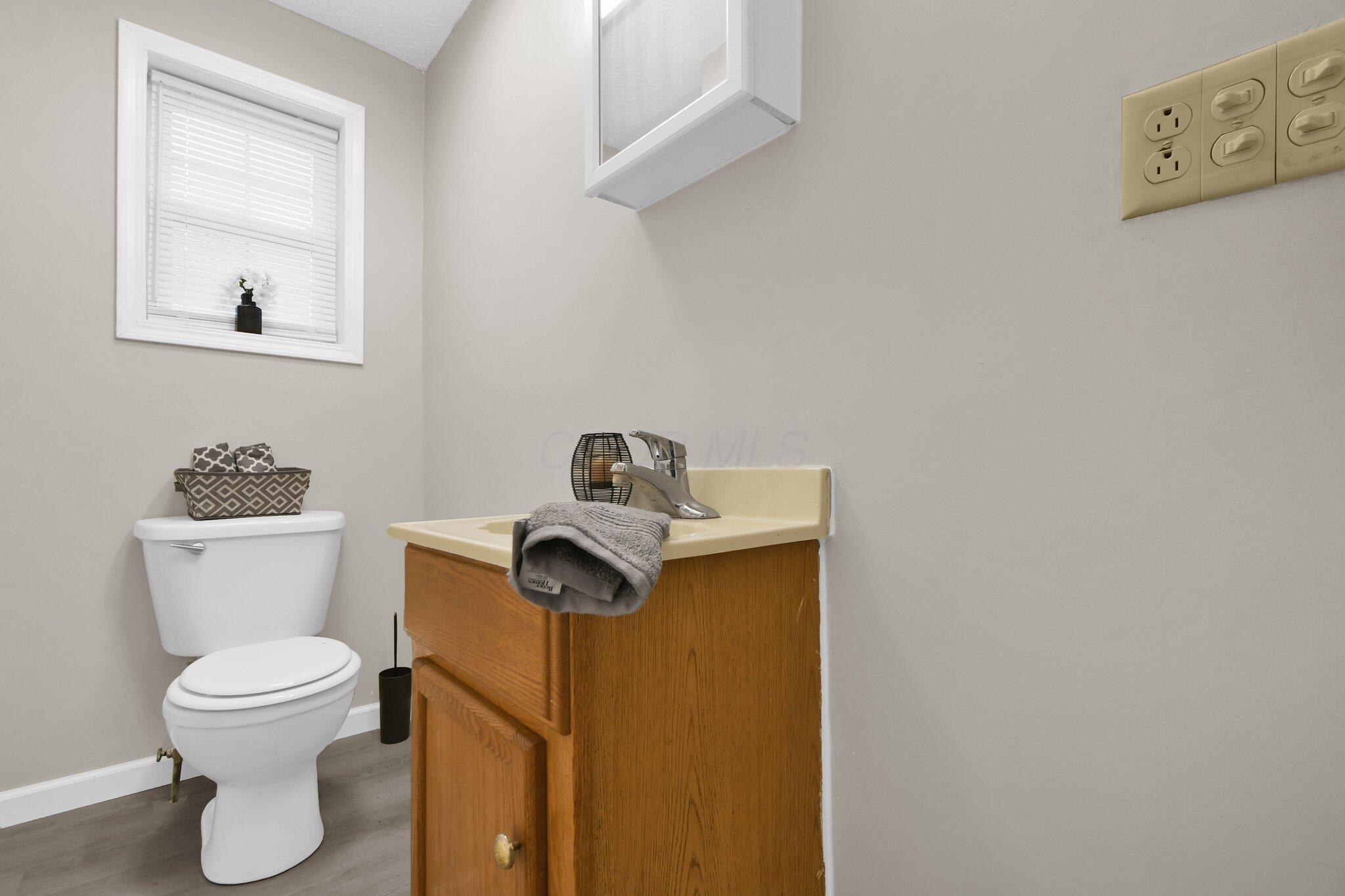 14946 Canal Street Property Photo 19