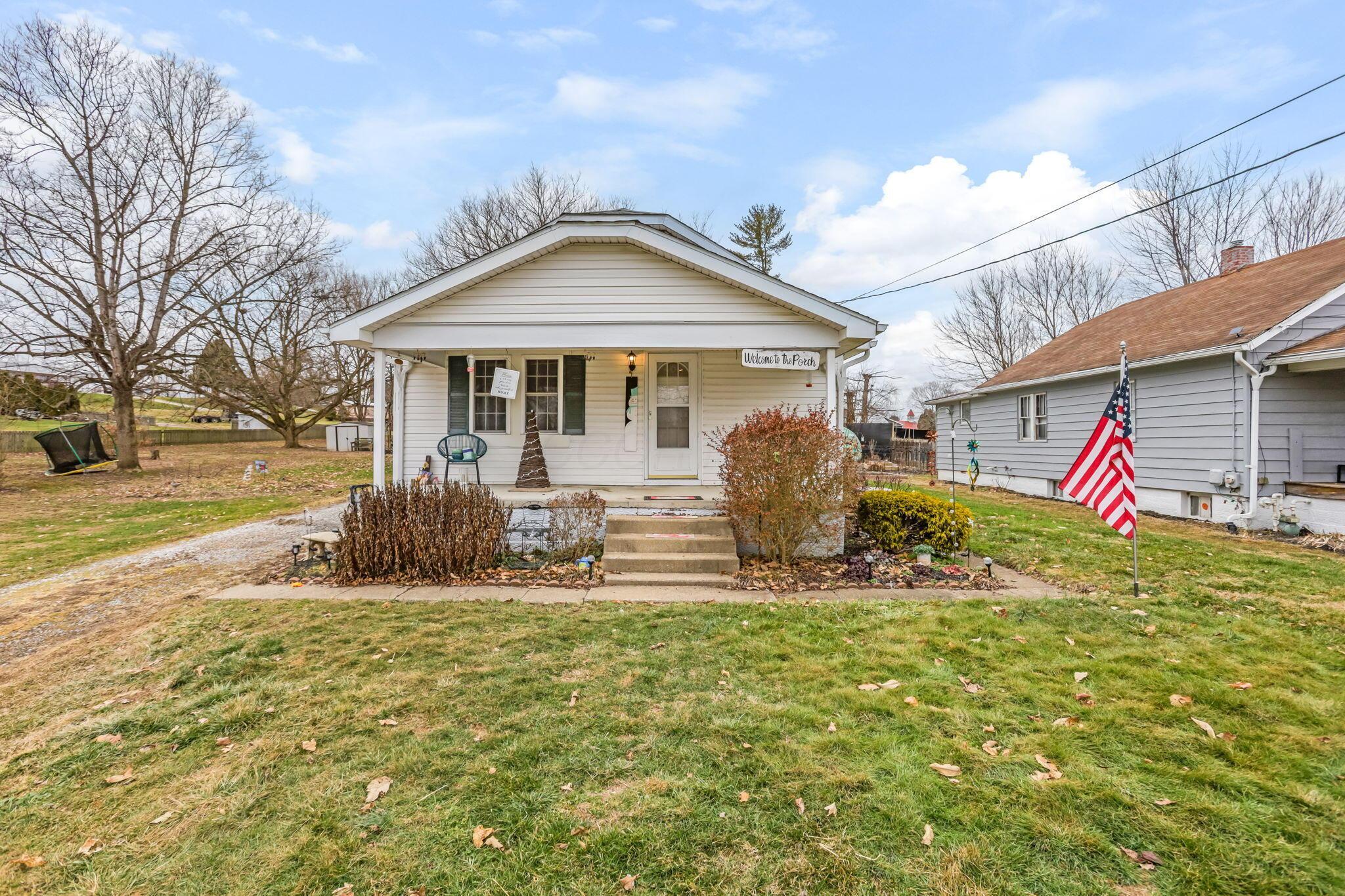 969 Adams Avenue Property Photo 3