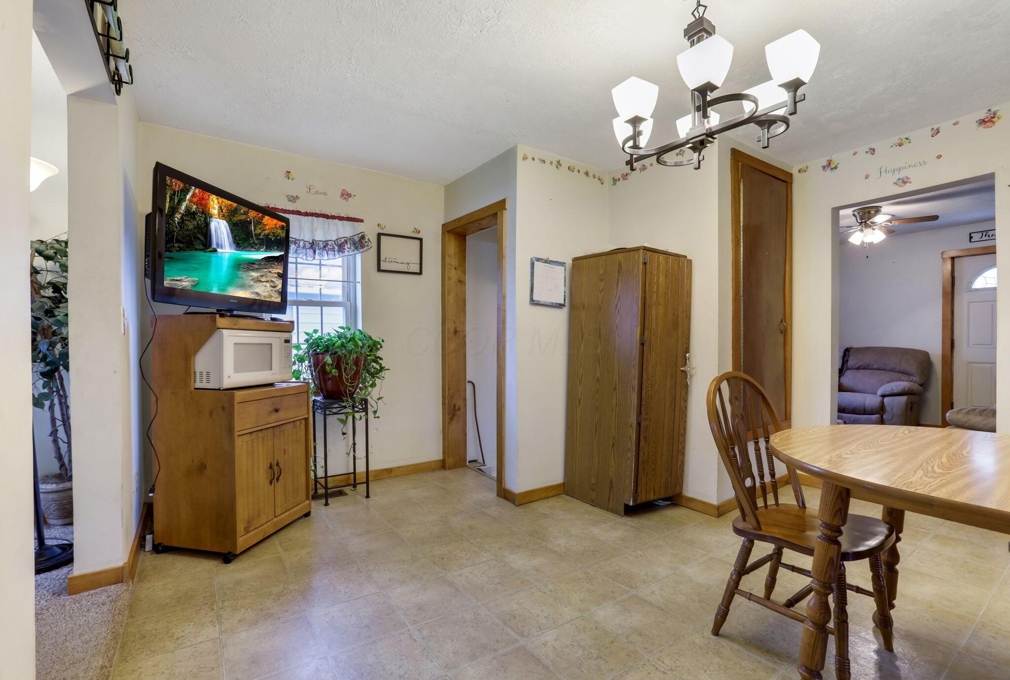 969 Adams Avenue Property Photo 34