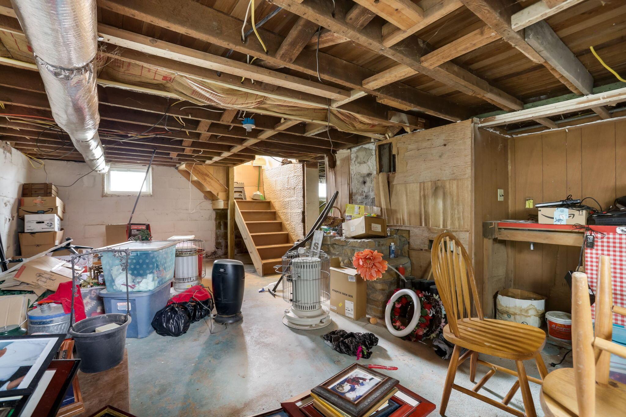 969 Adams Avenue Property Photo 36