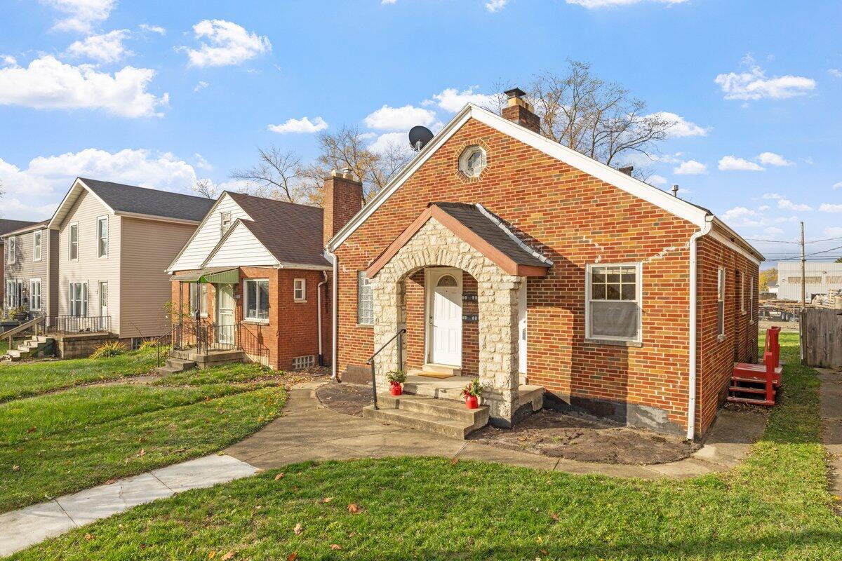 1403 S Ohio Avenue Property Photo 1