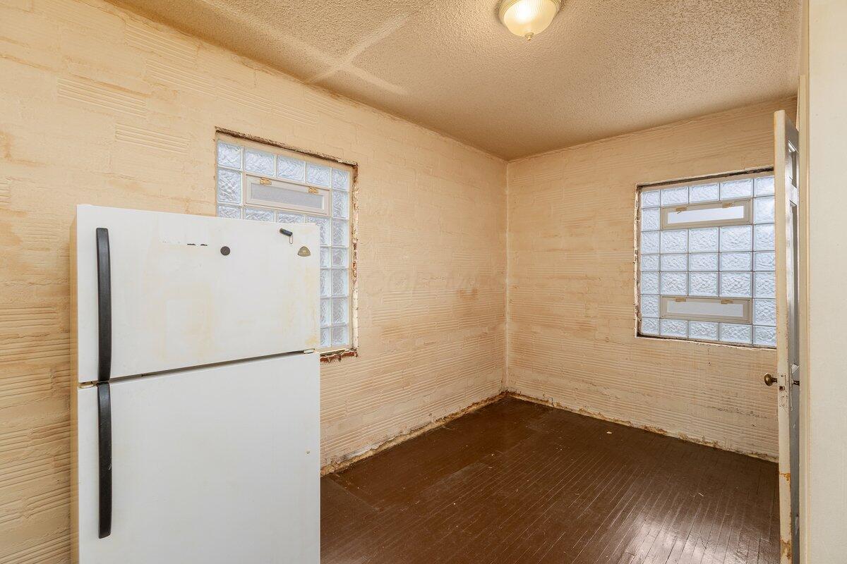 1403 S Ohio Avenue Property Photo 10
