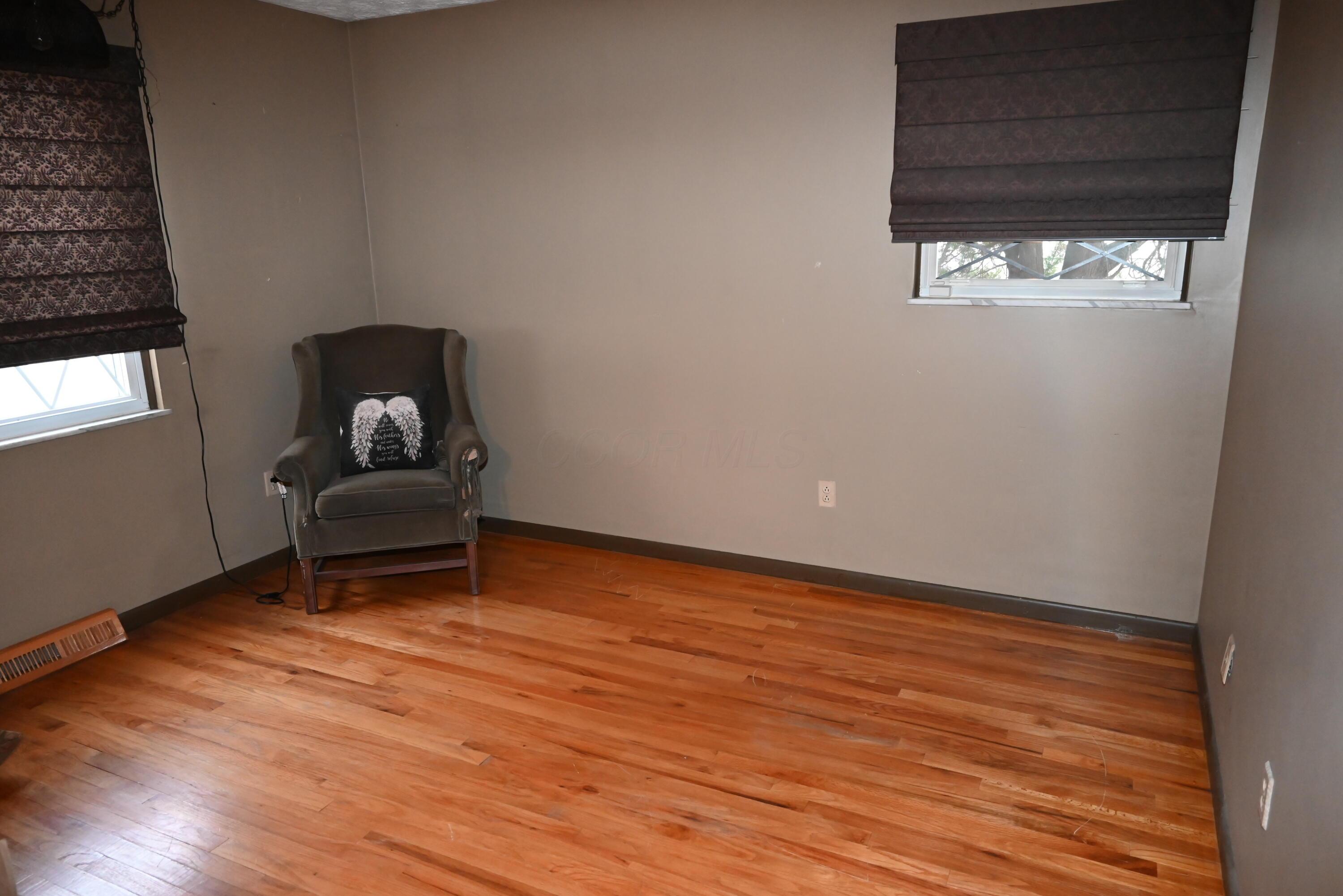 1637 Hansen Avenue Property Photo 5