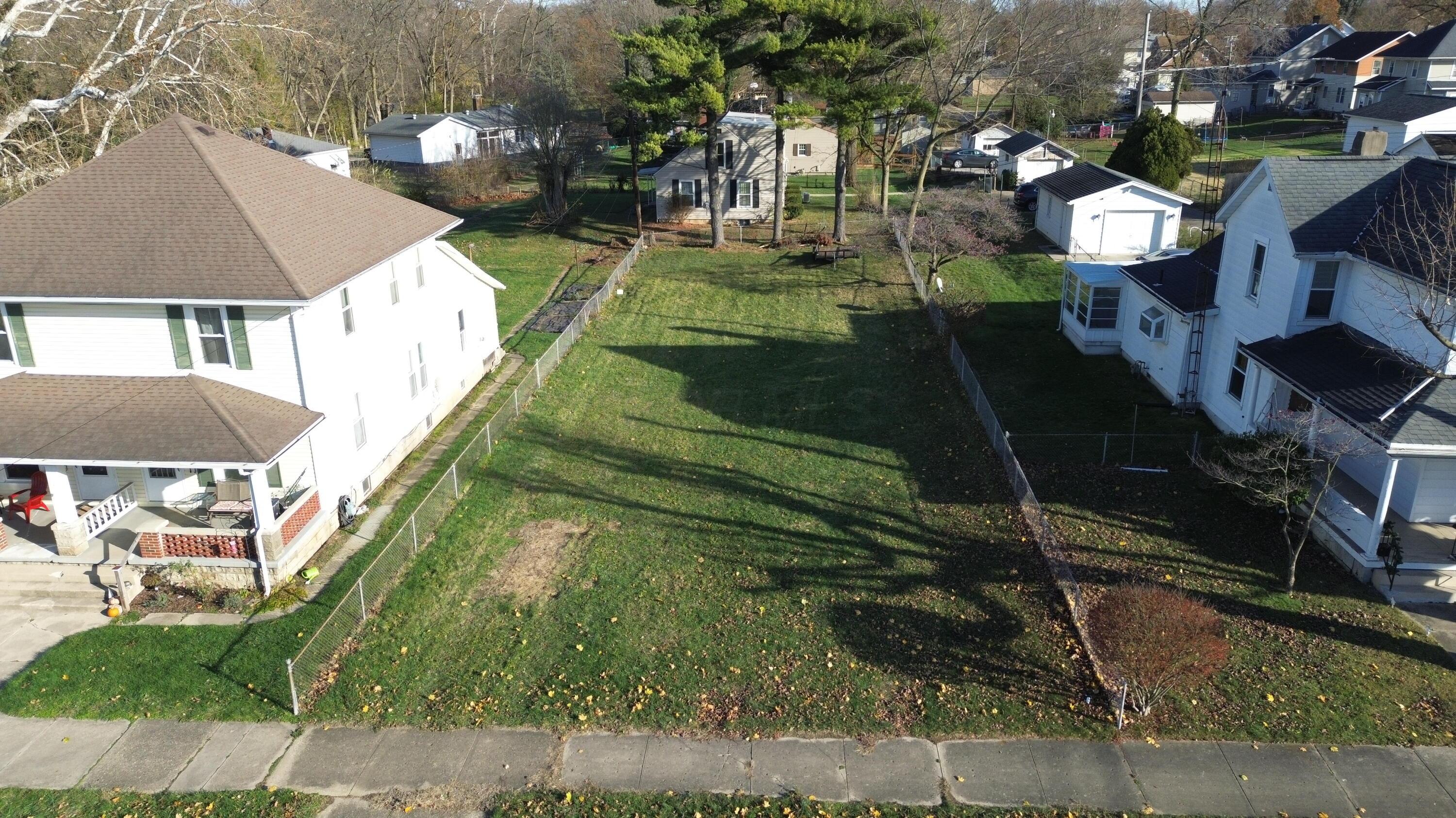 366 N Isabella Street Property Photo 2