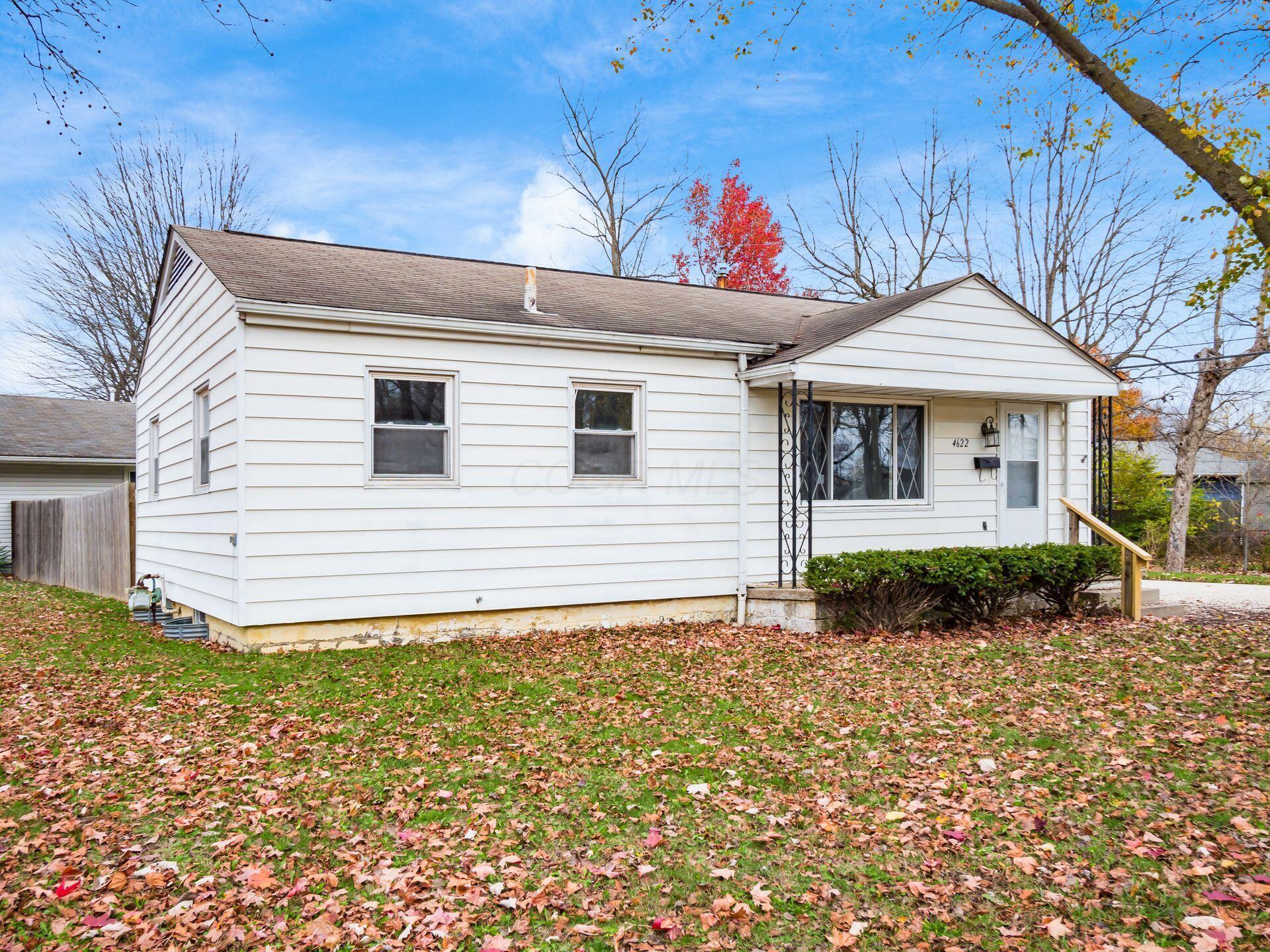 4622 Amesbury Road Property Photo 4