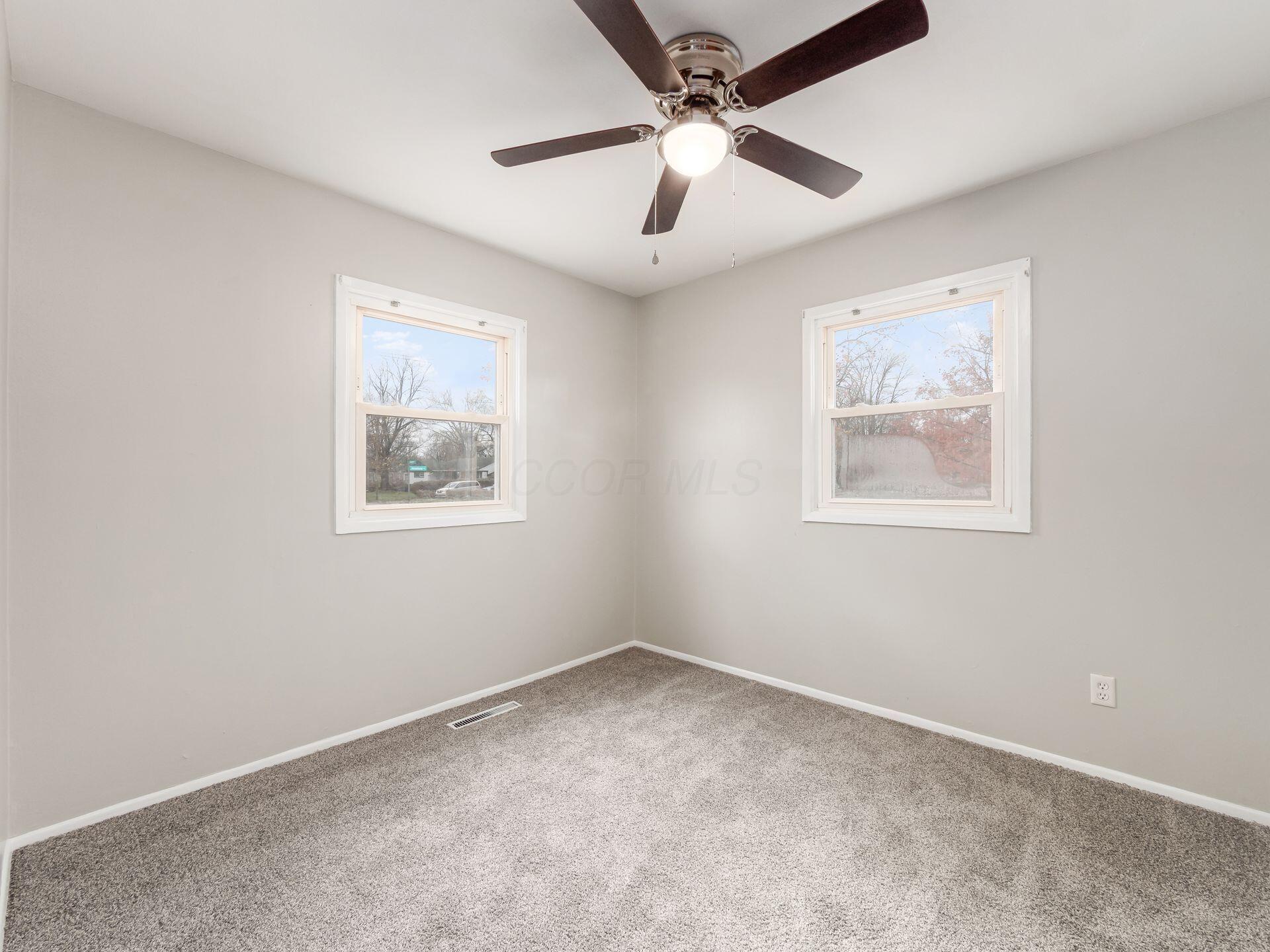 4622 Amesbury Road Property Photo 19
