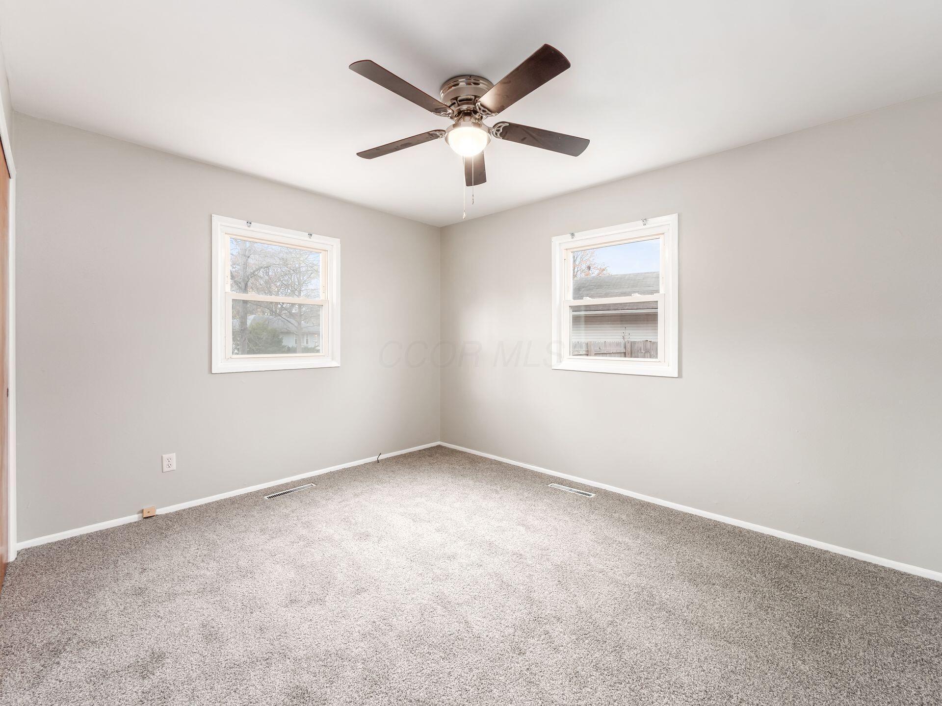 4622 Amesbury Road Property Photo 21