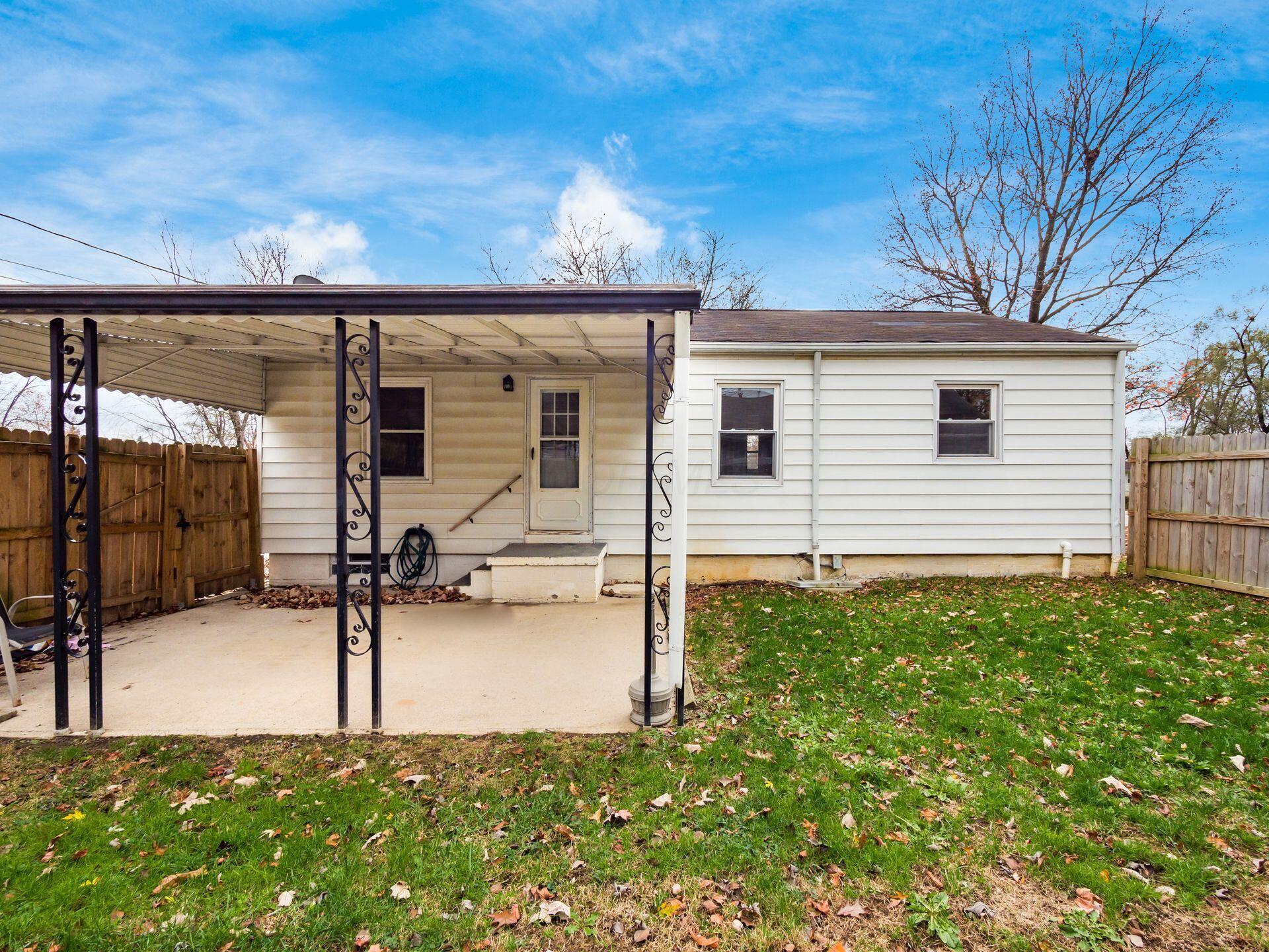 4622 Amesbury Road Property Photo 27