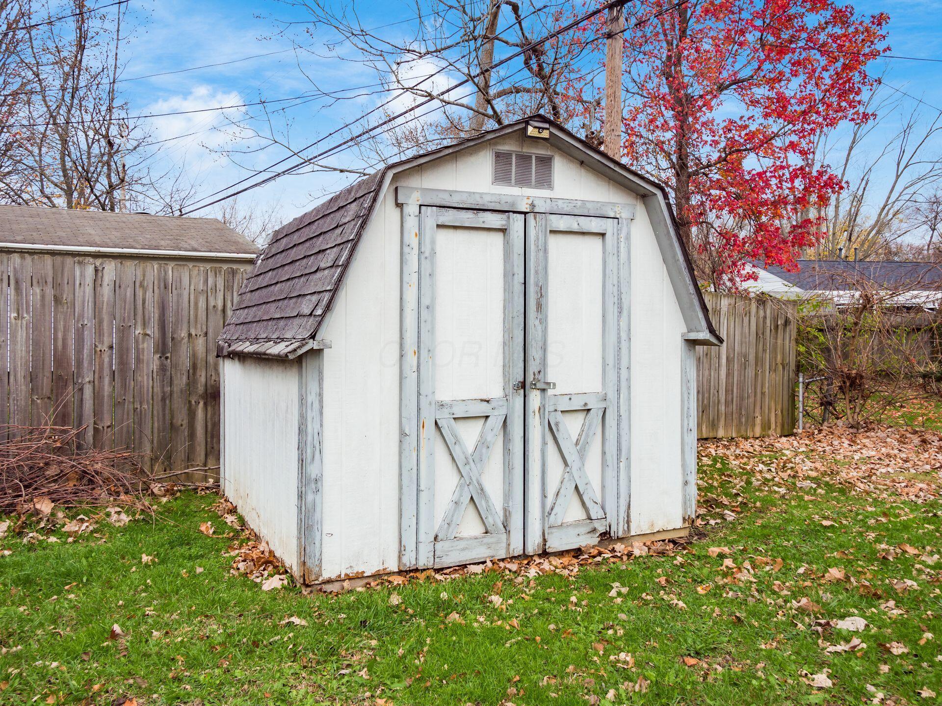 4622 Amesbury Road Property Photo 30