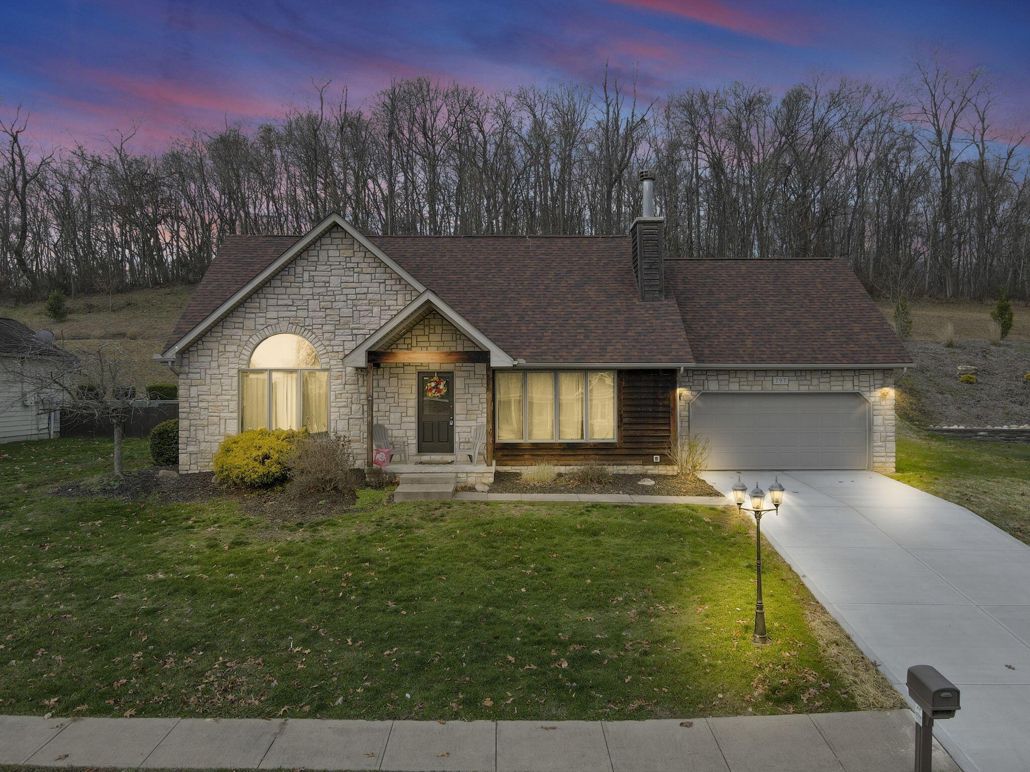 797 Edgehill Drive Property Photo 1