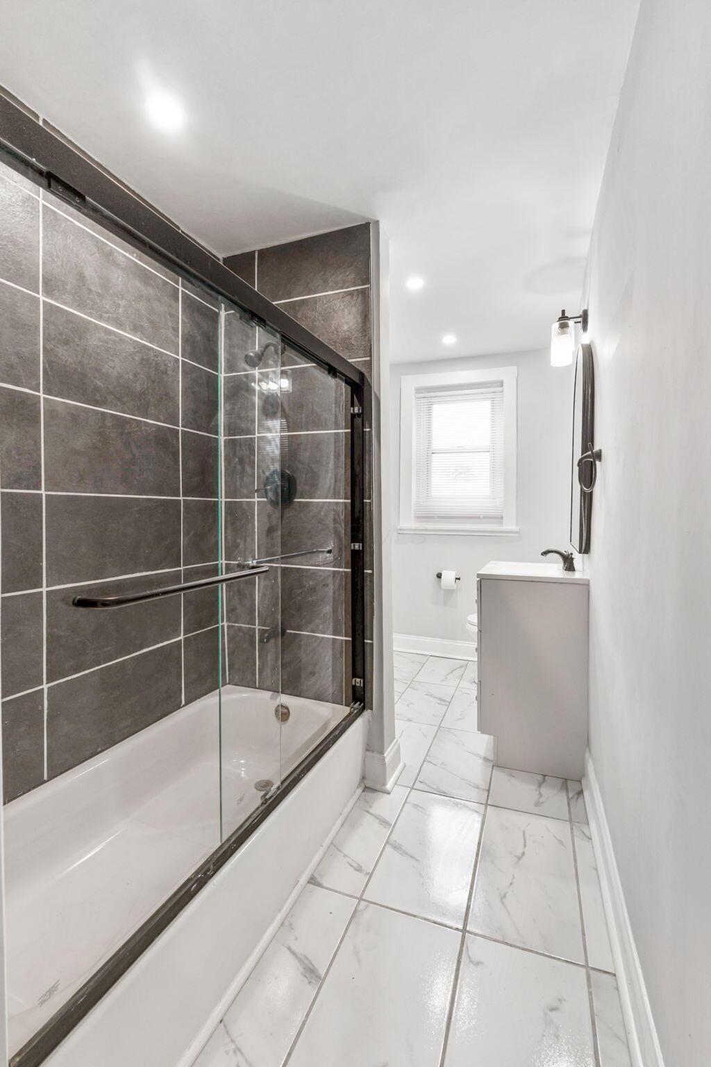 923 Leona Avenue Property Photo 16