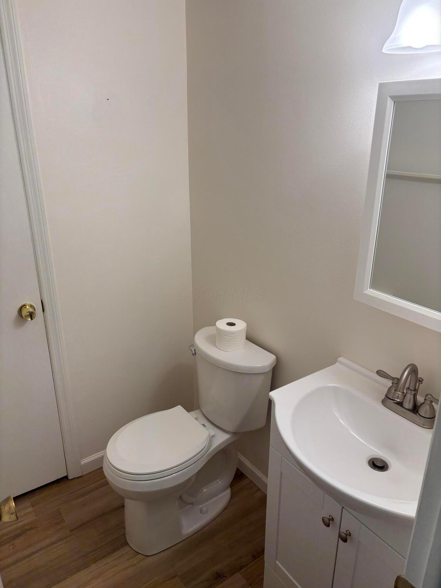 615 Simbury Street Property Photo 11