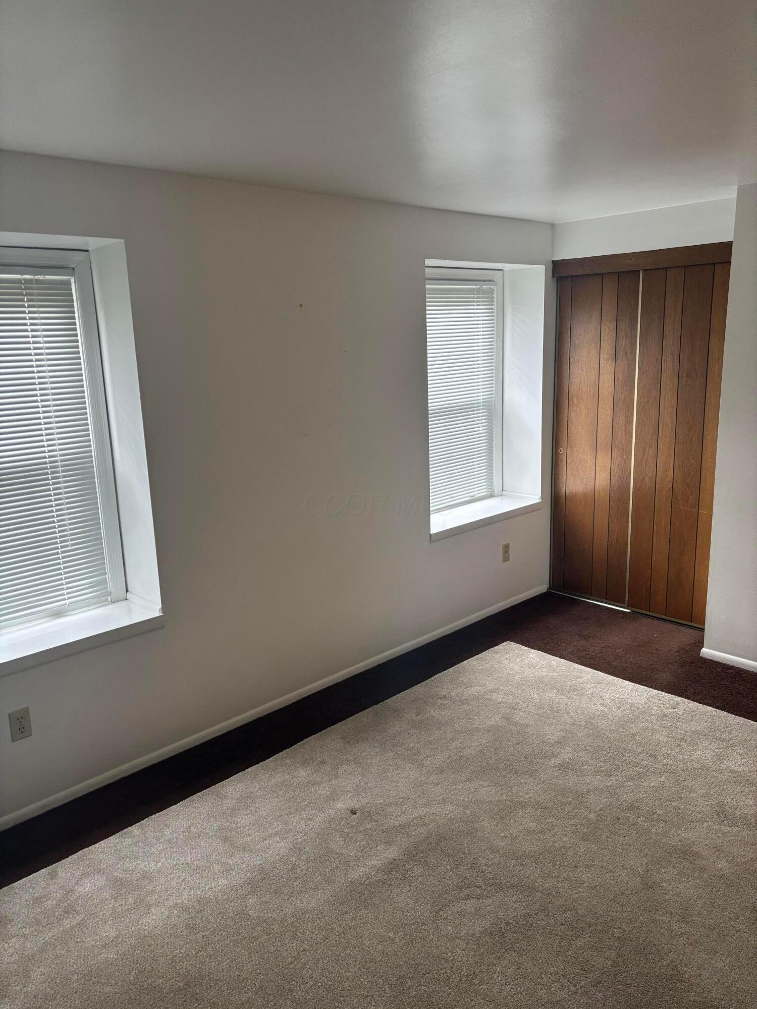 615 Simbury Street Property Photo 14