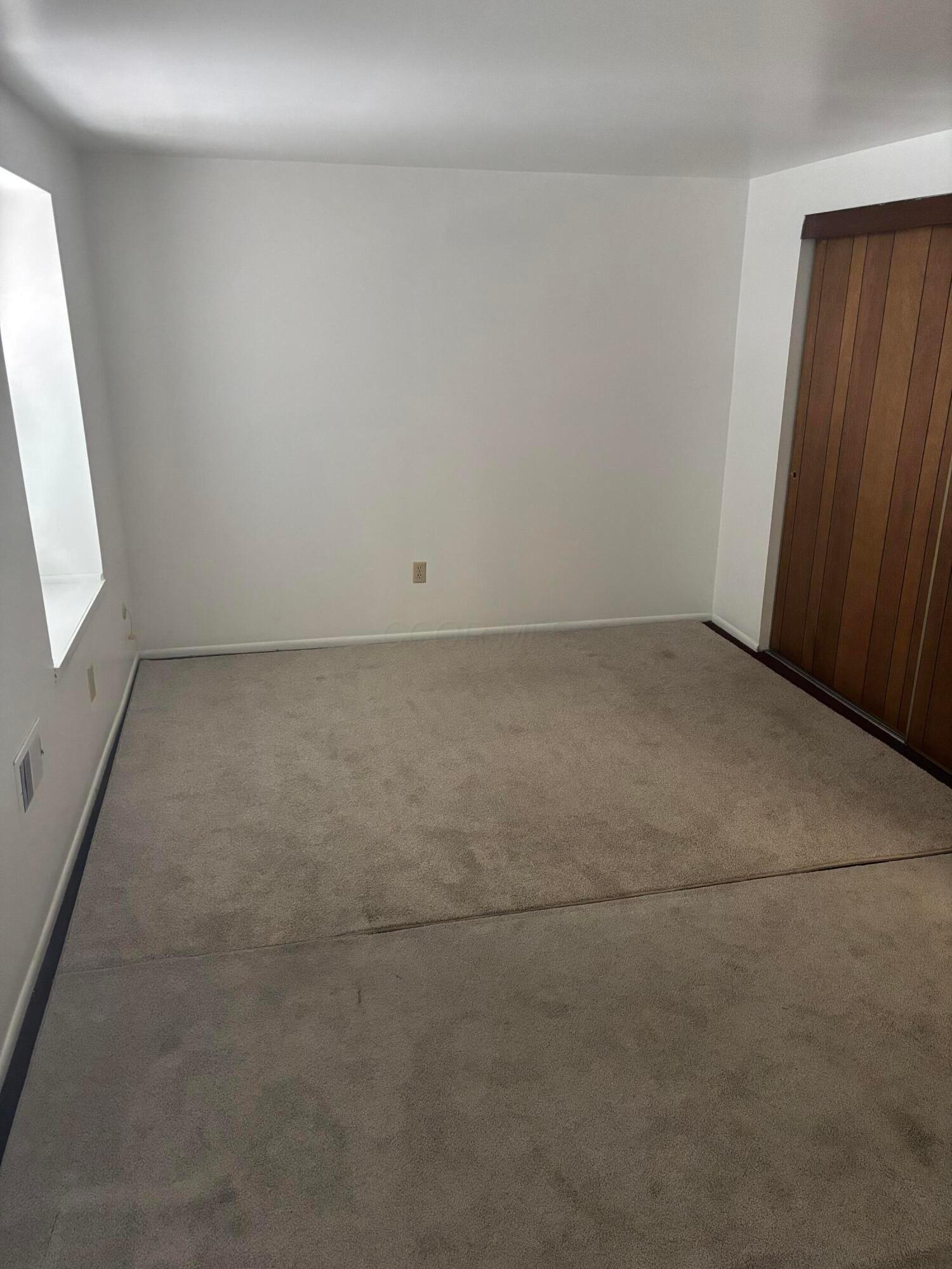 615 Simbury Street Property Photo 16
