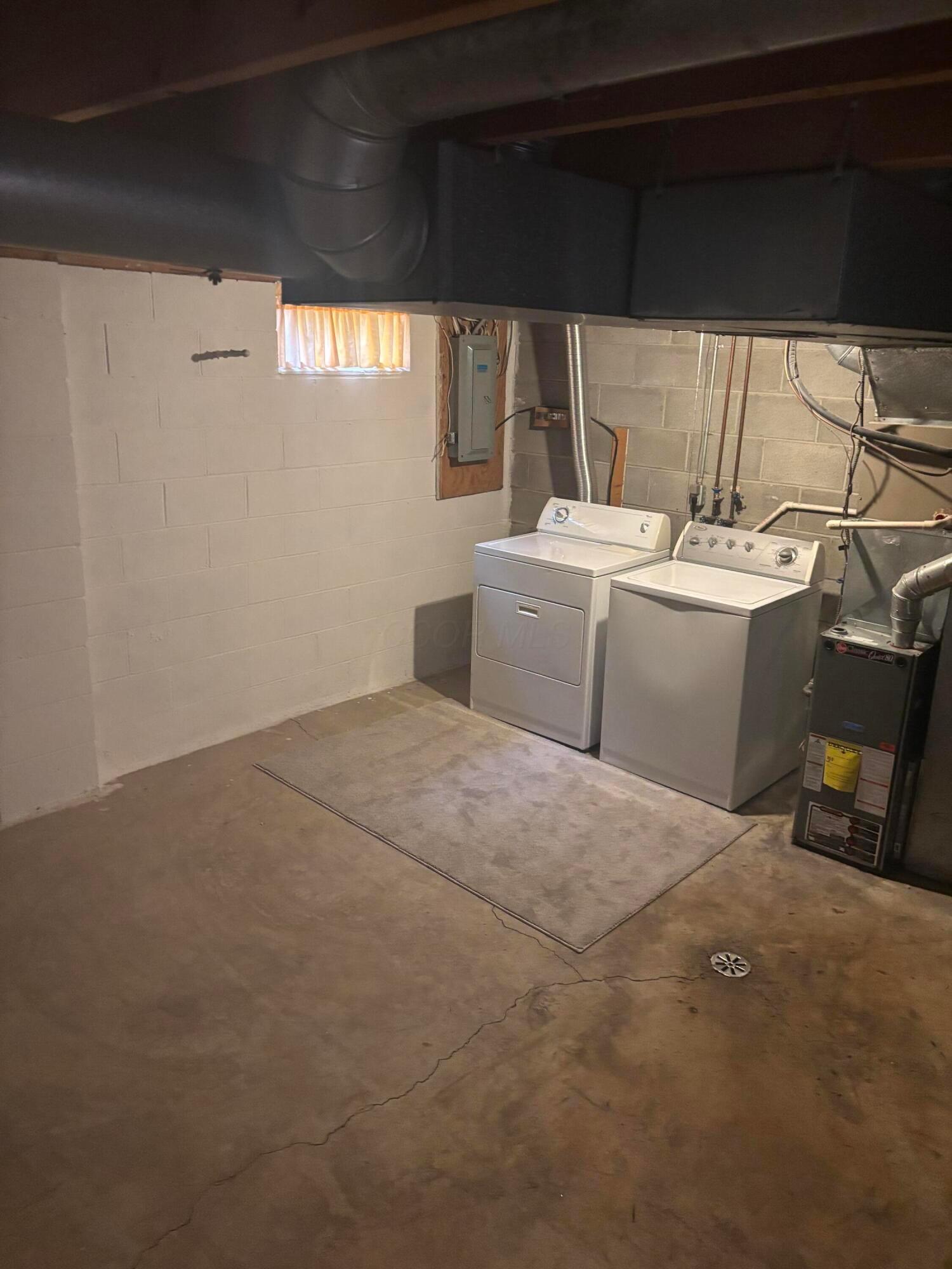 615 Simbury Street Property Photo 20