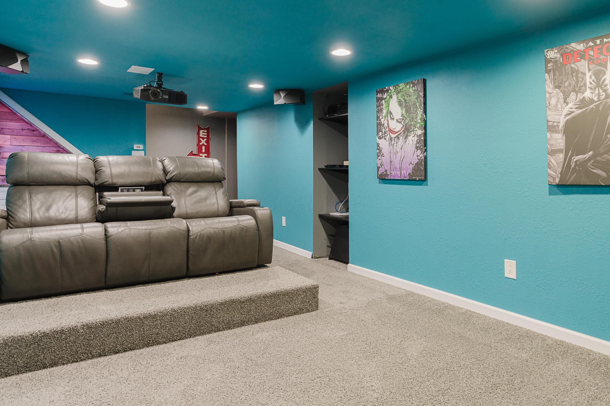 7545 Foxboro Lane Property Photo 10