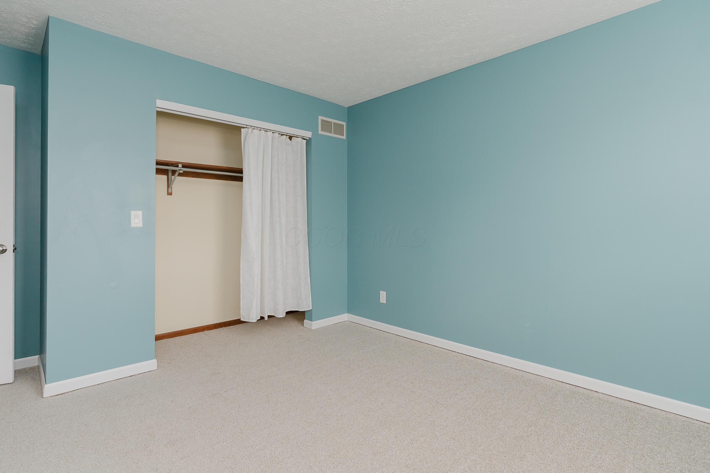 7545 Foxboro Lane Property Photo 18