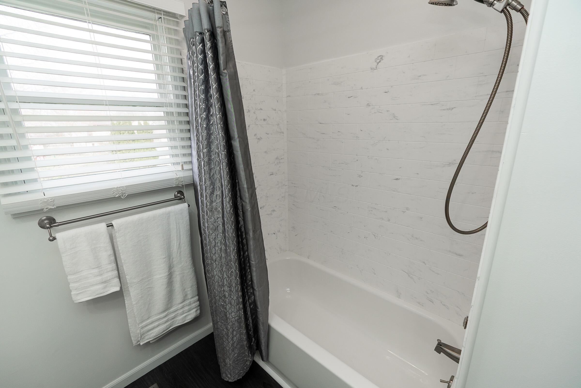 7545 Foxboro Lane Property Photo 24