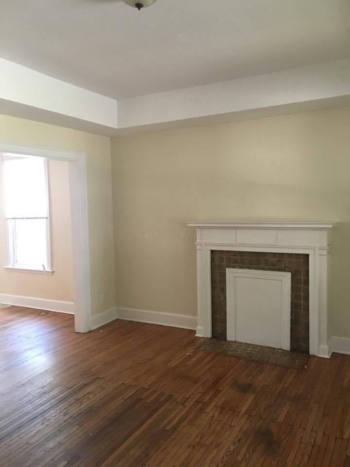 2280 Indianola Avenue Property Photo 3