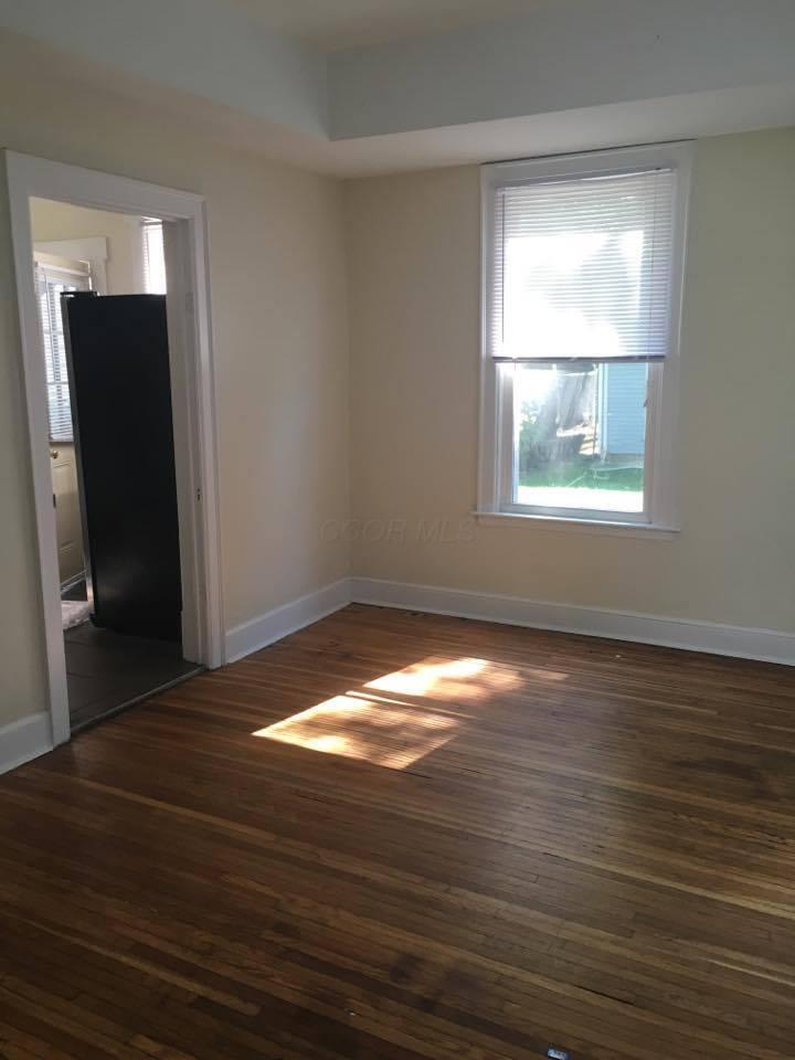 2280 Indianola Avenue Property Photo 7