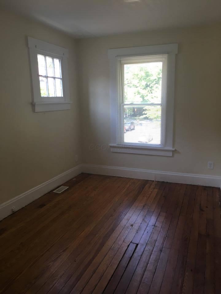 2280 Indianola Avenue Property Photo 12