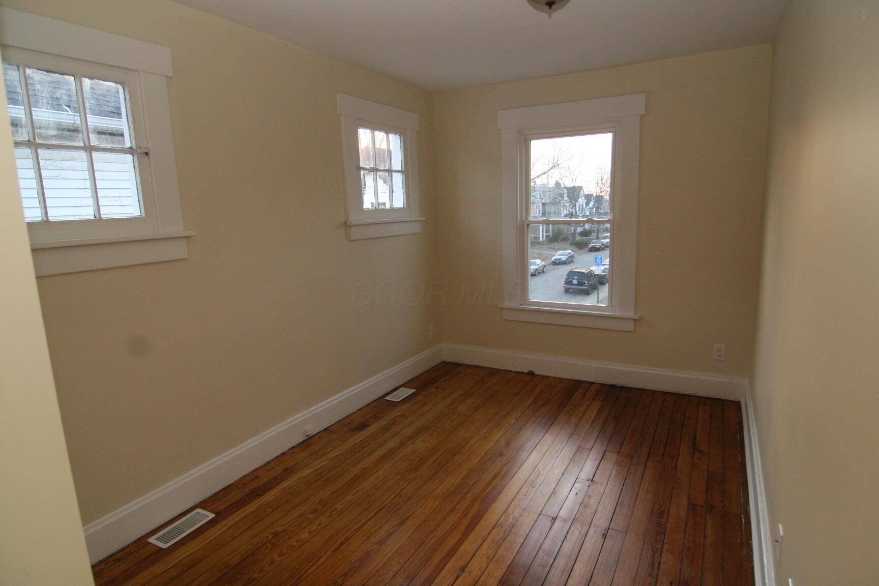 2280 Indianola Avenue Property Photo 16