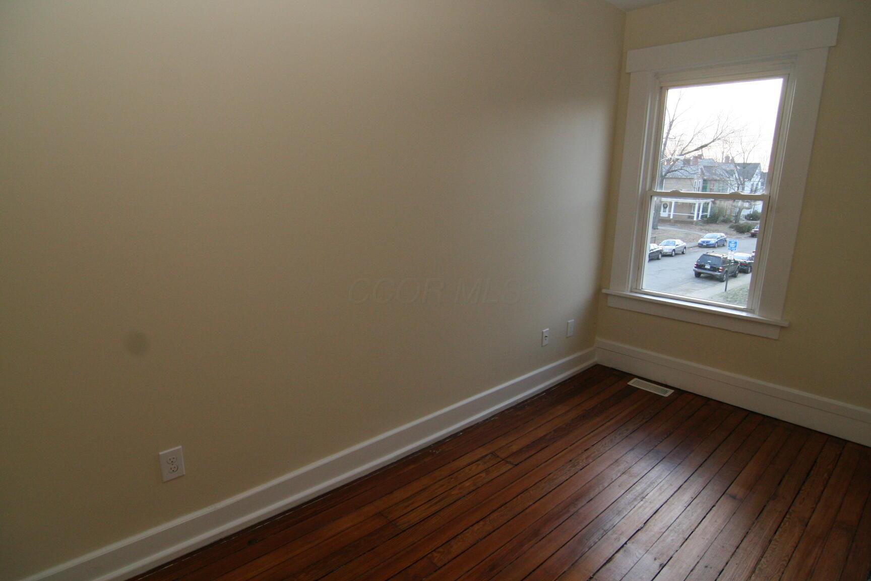 2280 Indianola Avenue Property Photo 17