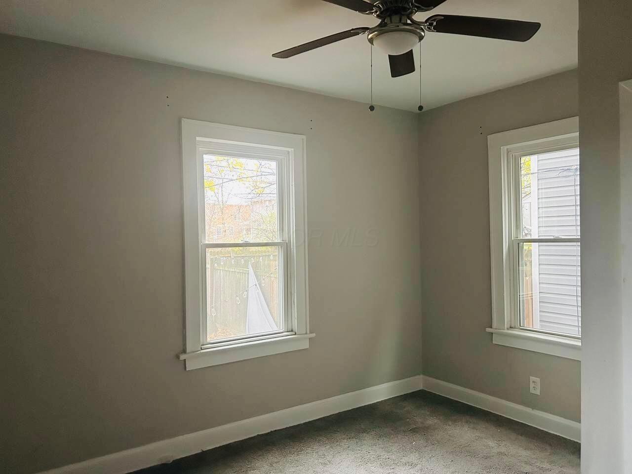 831-833 Lilley Avenue Property Photo 8