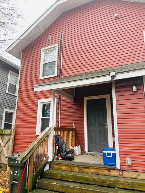 831-833 Lilley Avenue Property Photo 13