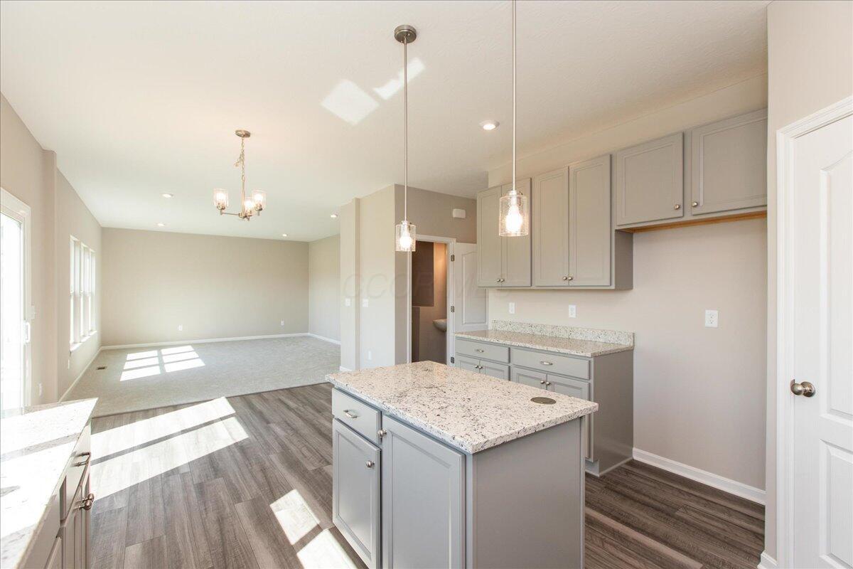 6335 Honey Farm Way Property Photo 9