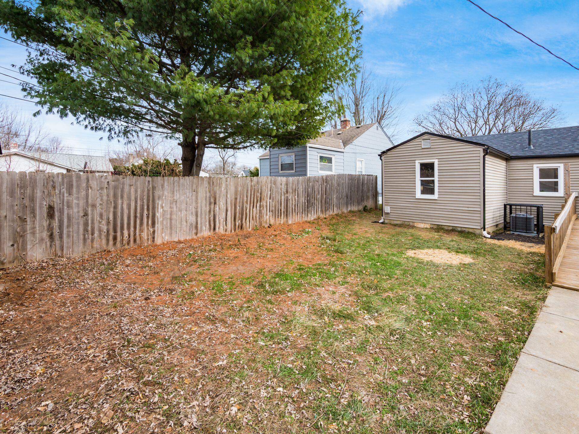 3011 Grasmere Avenue Property Photo 25