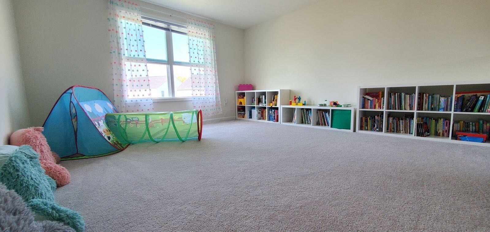 112 Bigelow Drive Property Photo 6