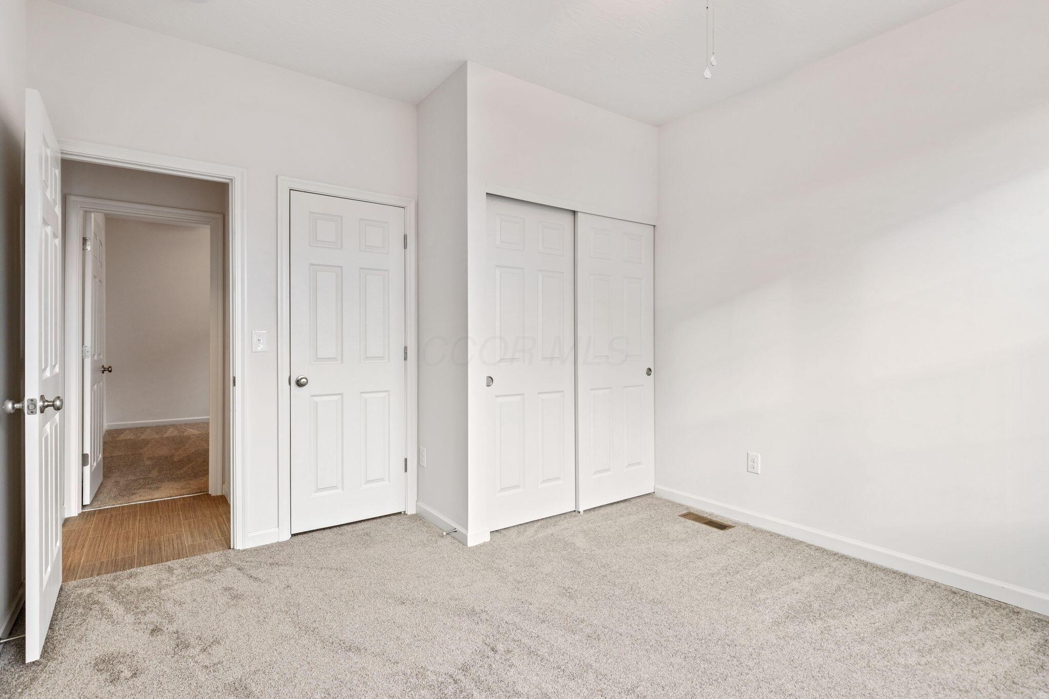 104 Bucrush Drive Property Photo 5