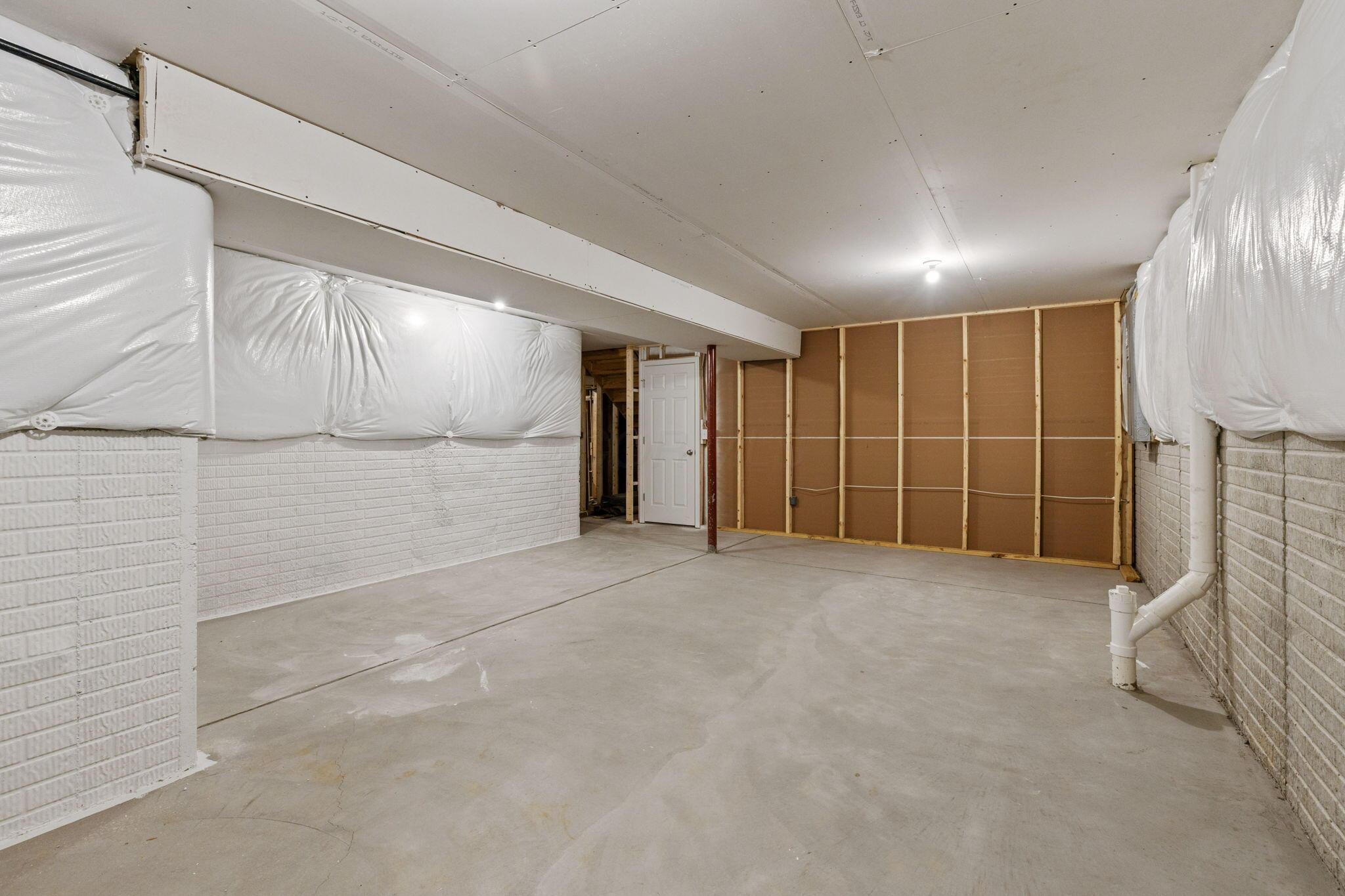 104 Bucrush Drive Property Photo 38