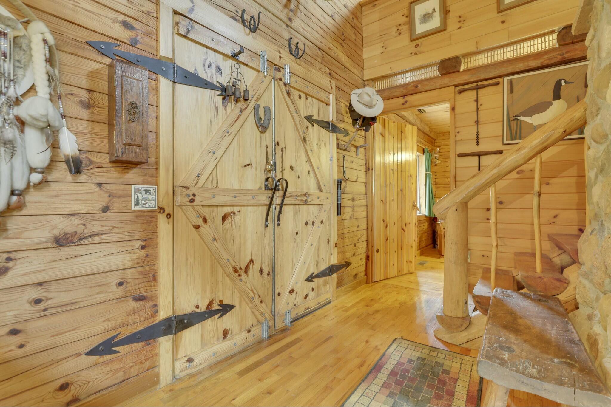 10526 State Route 668 N Property Photo 13