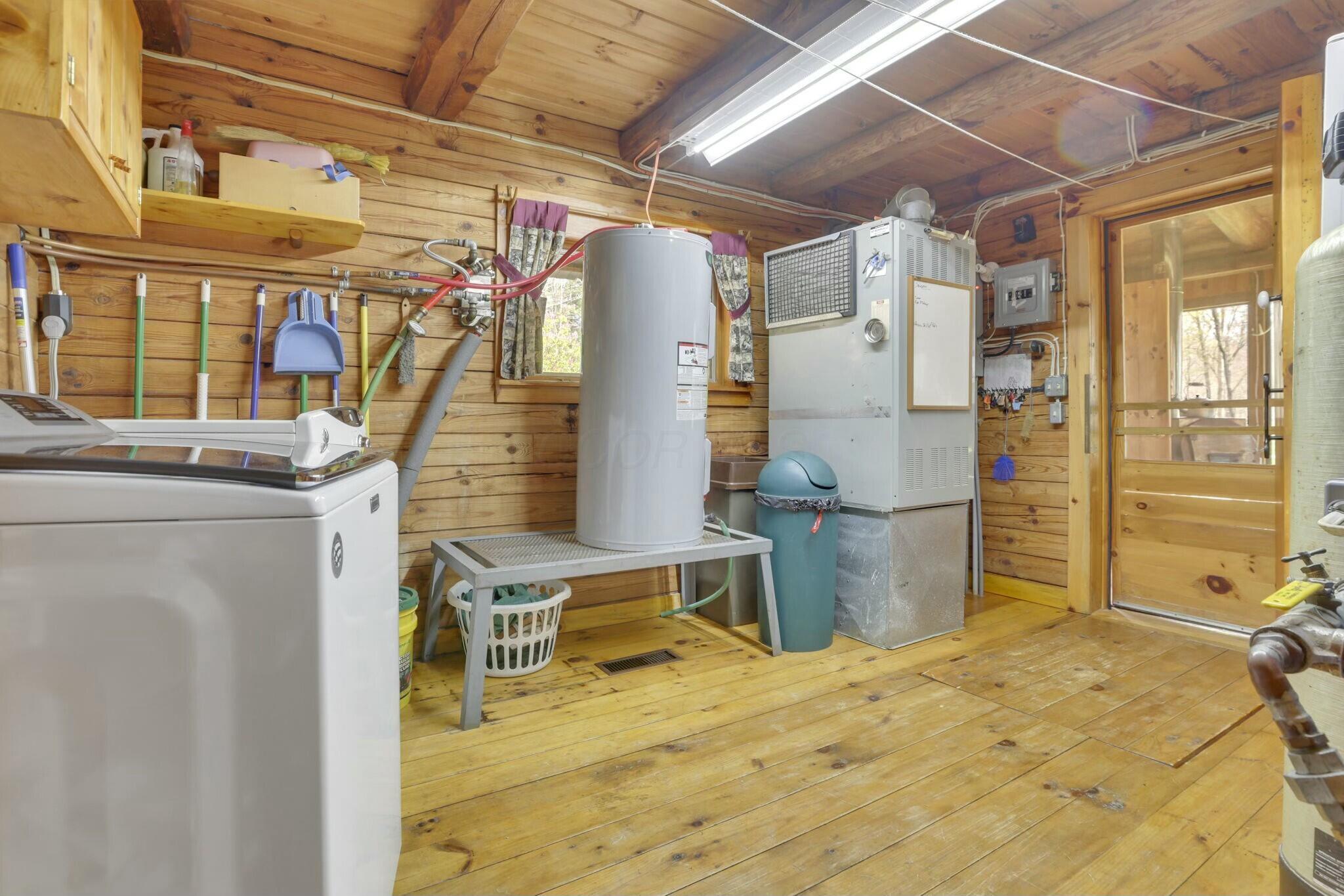 10526 State Route 668 N Property Photo 25