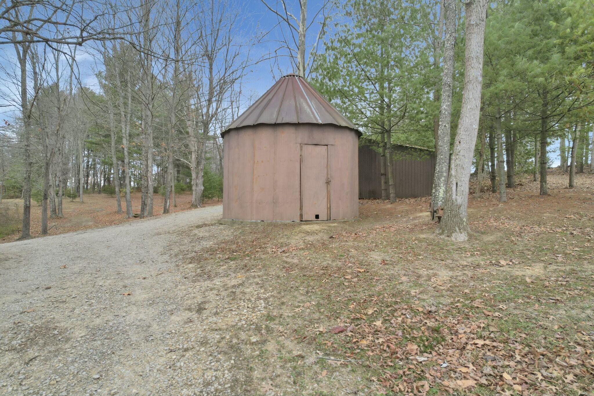 10526 State Route 668 N Property Photo 84