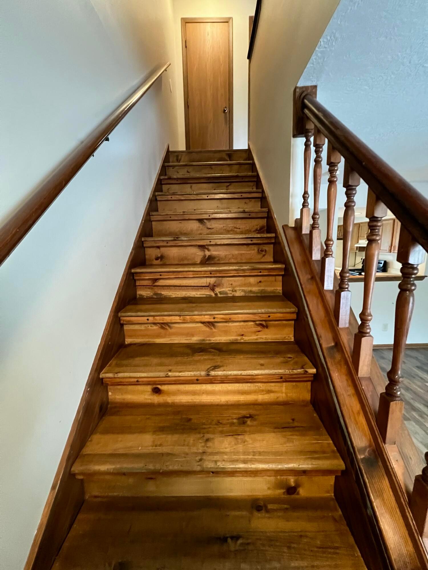 631 Pebble Drive, #b Property Photo 9
