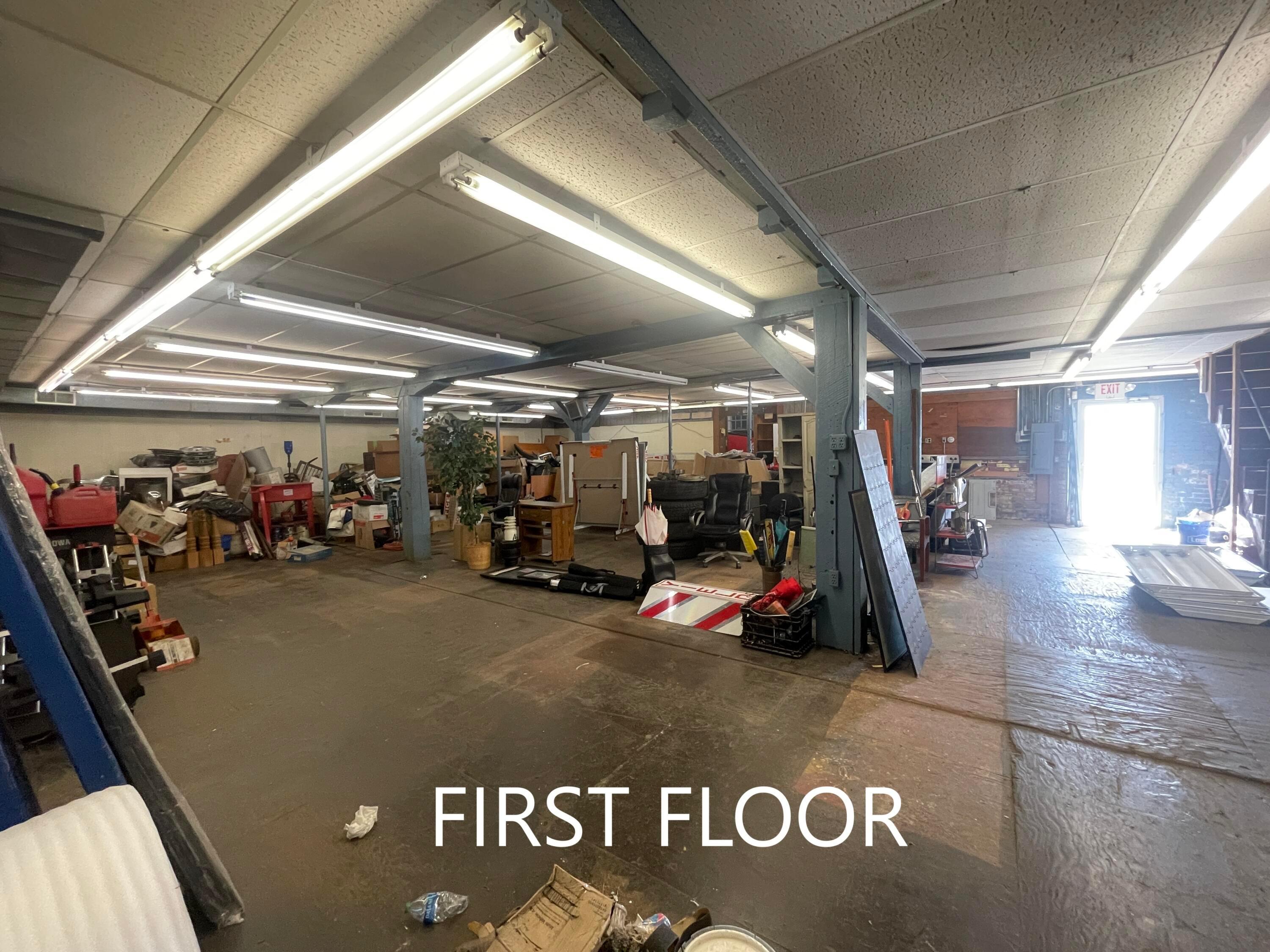 310 W Vine Street Property Photo 9