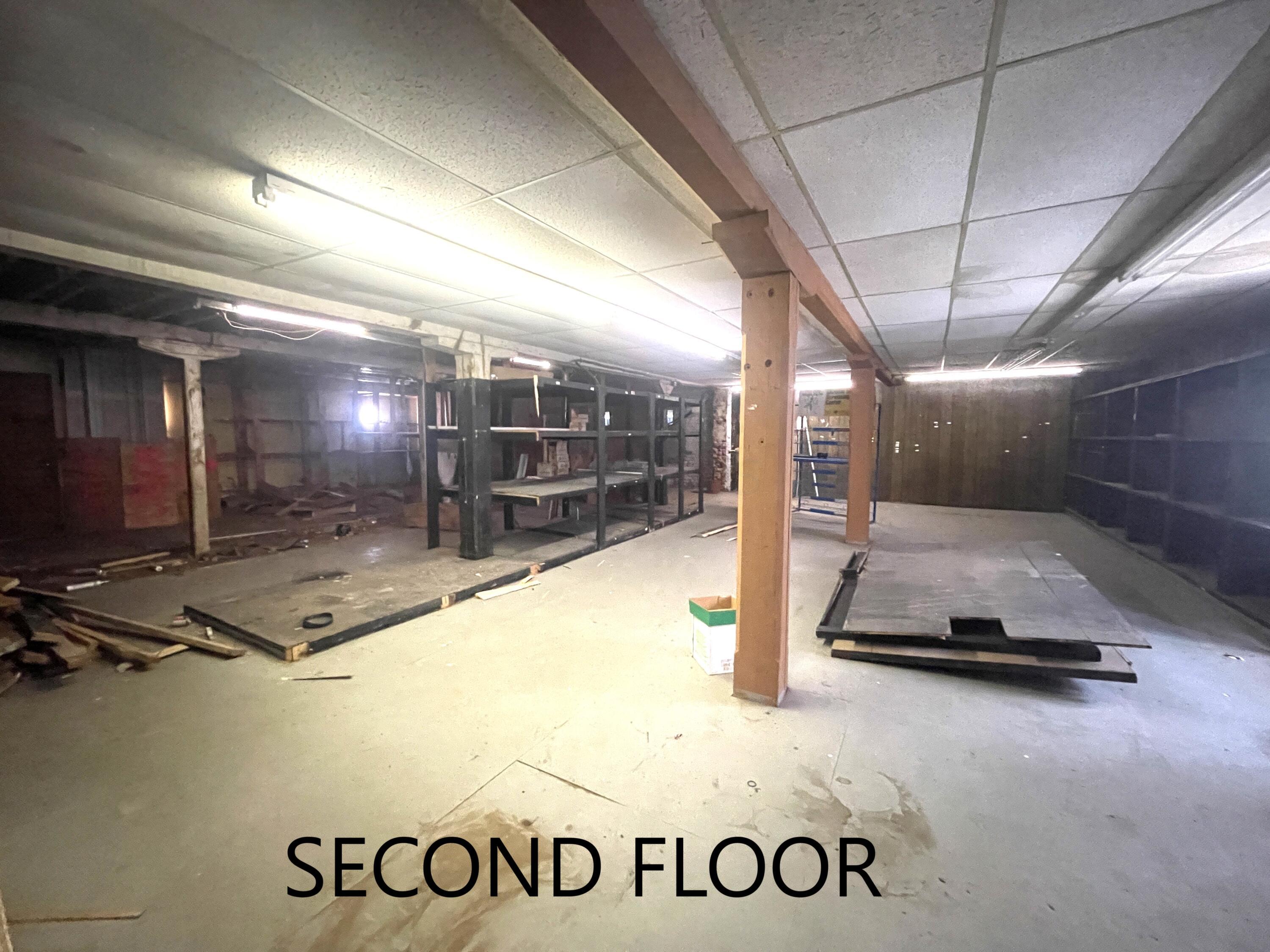 310 W Vine Street Property Photo 10