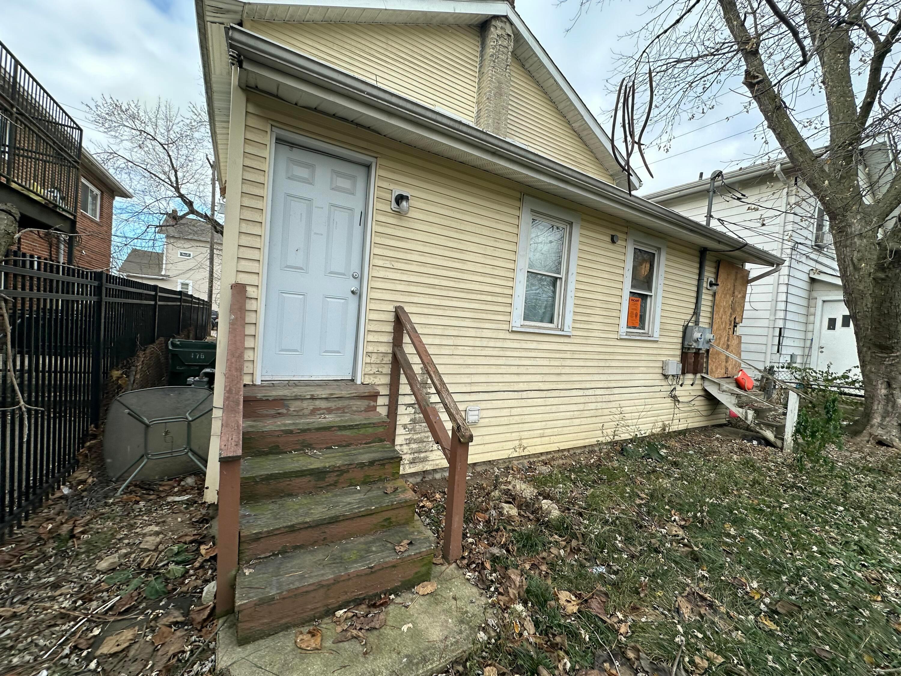 478 Clarendon Avenue Property Photo 8